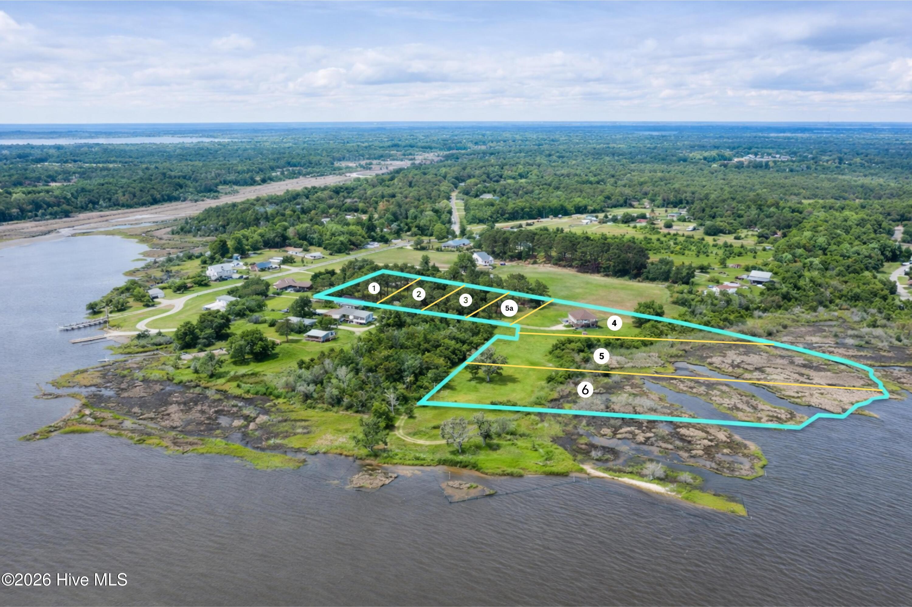 301 Intracoastal Court Property Photo 1