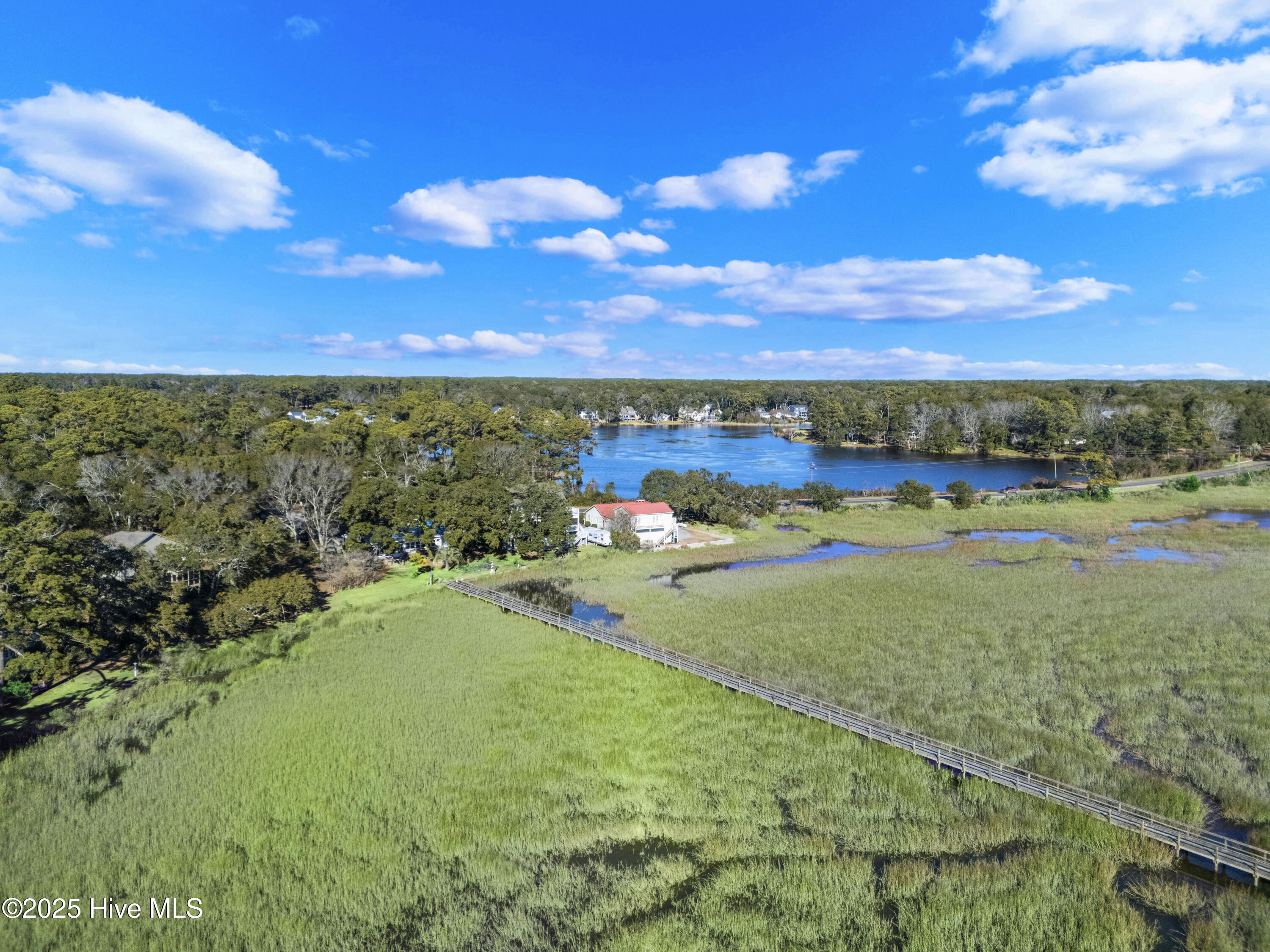 641 Shoreline Drive W Property Photo 37