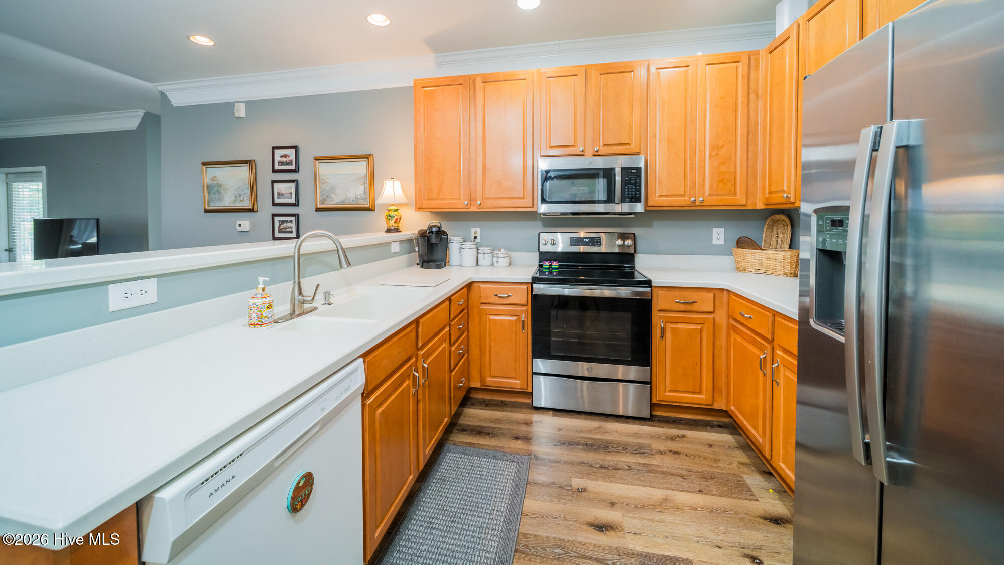 395 S Crow Creek Drive 1123 Property Photo 4