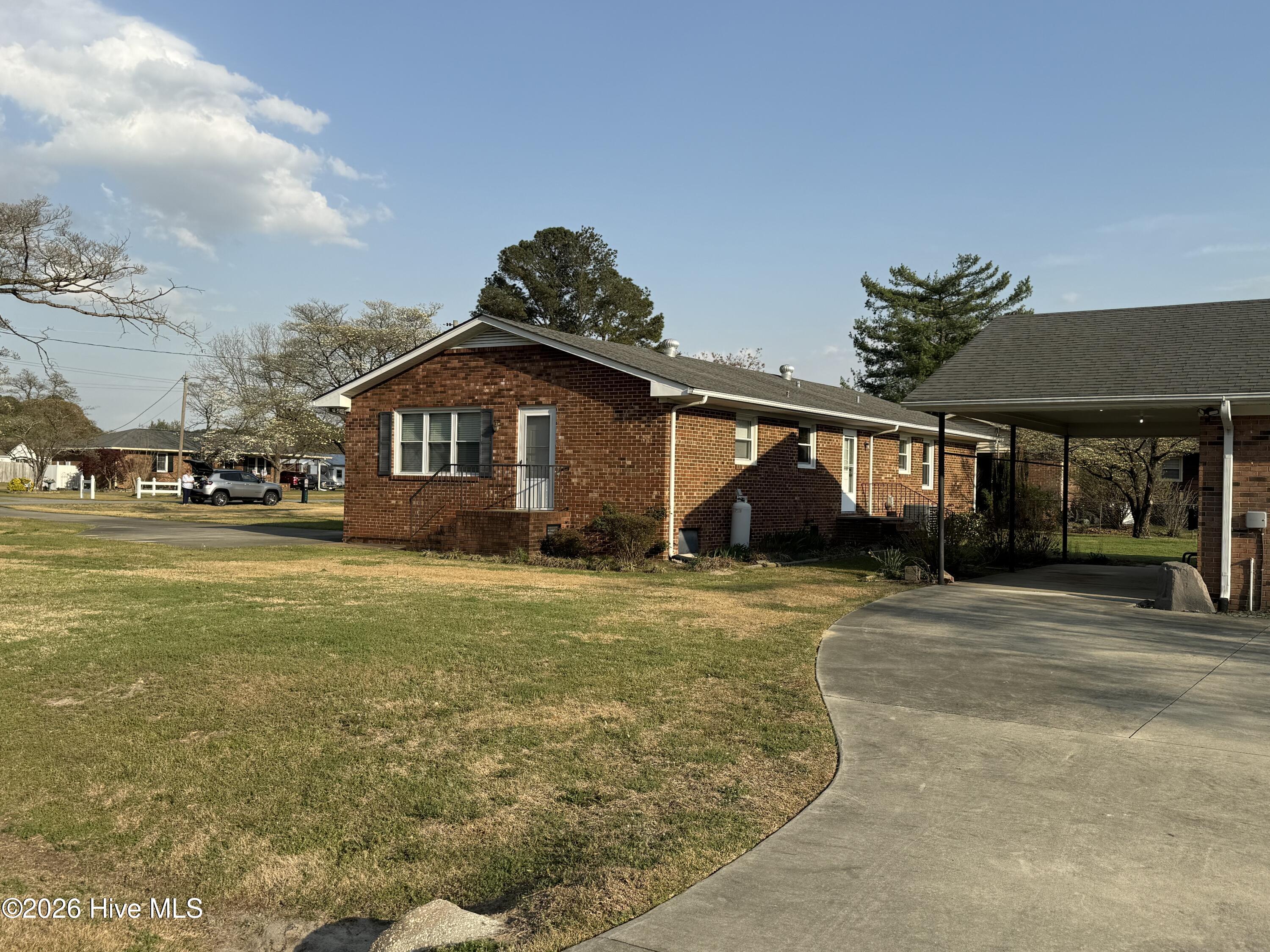 2992 Cherry Lane Property Photo 4
