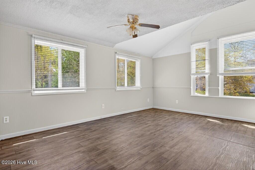 204 Sweetbriar Lane Property Photo 20