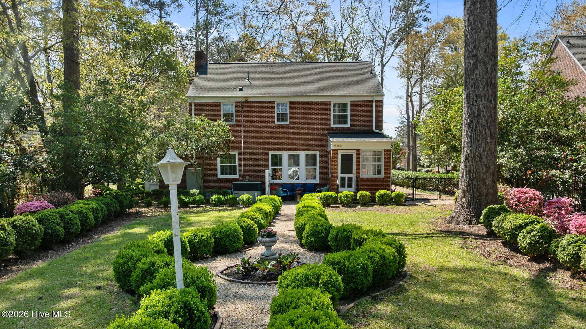 1507 E Mulberry Street Property Photo 4