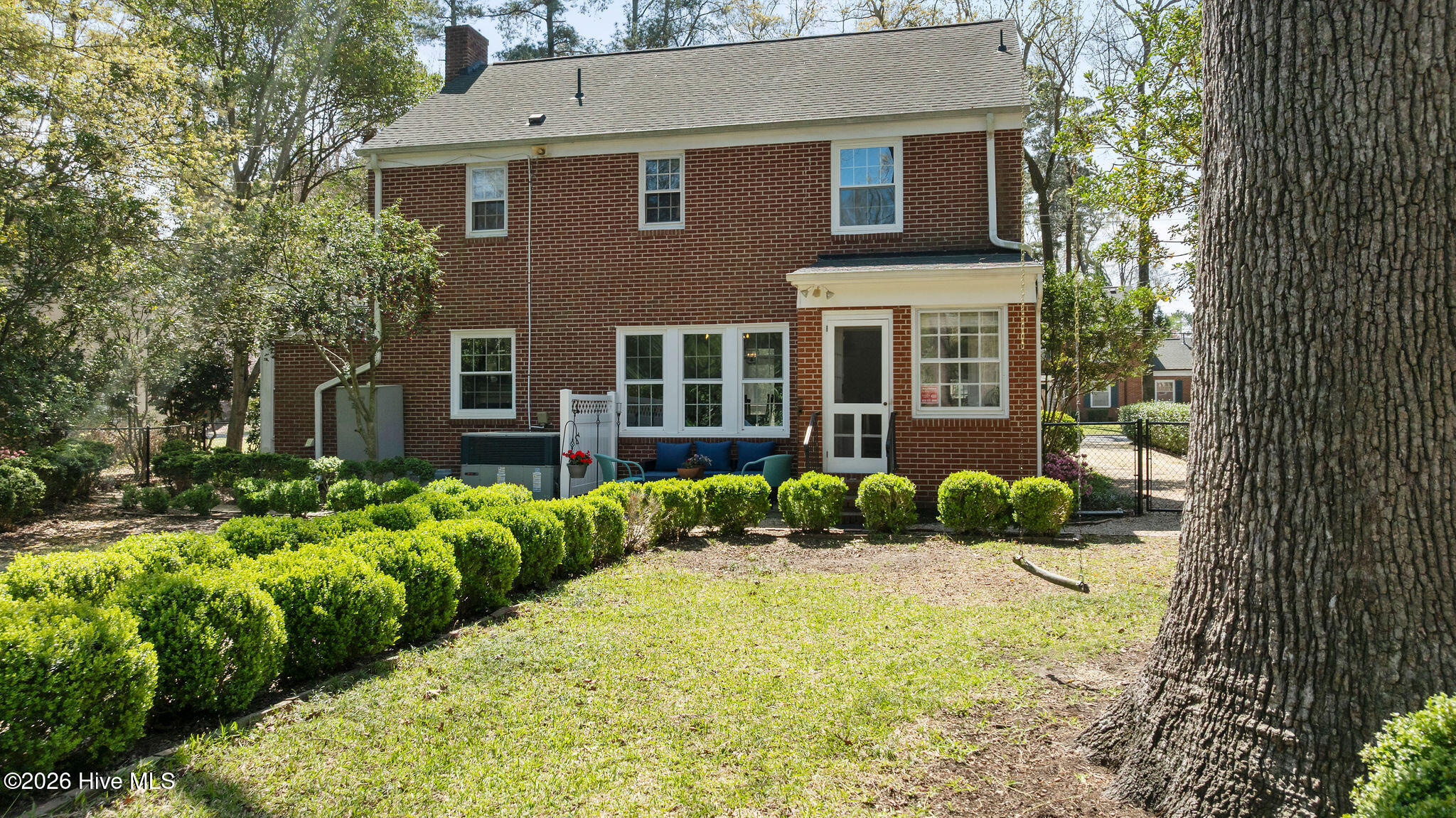 1507 E Mulberry Street Property Photo 5
