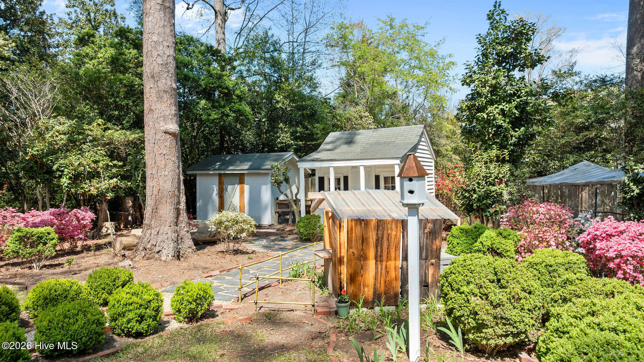 1507 E Mulberry Street Property Photo 8