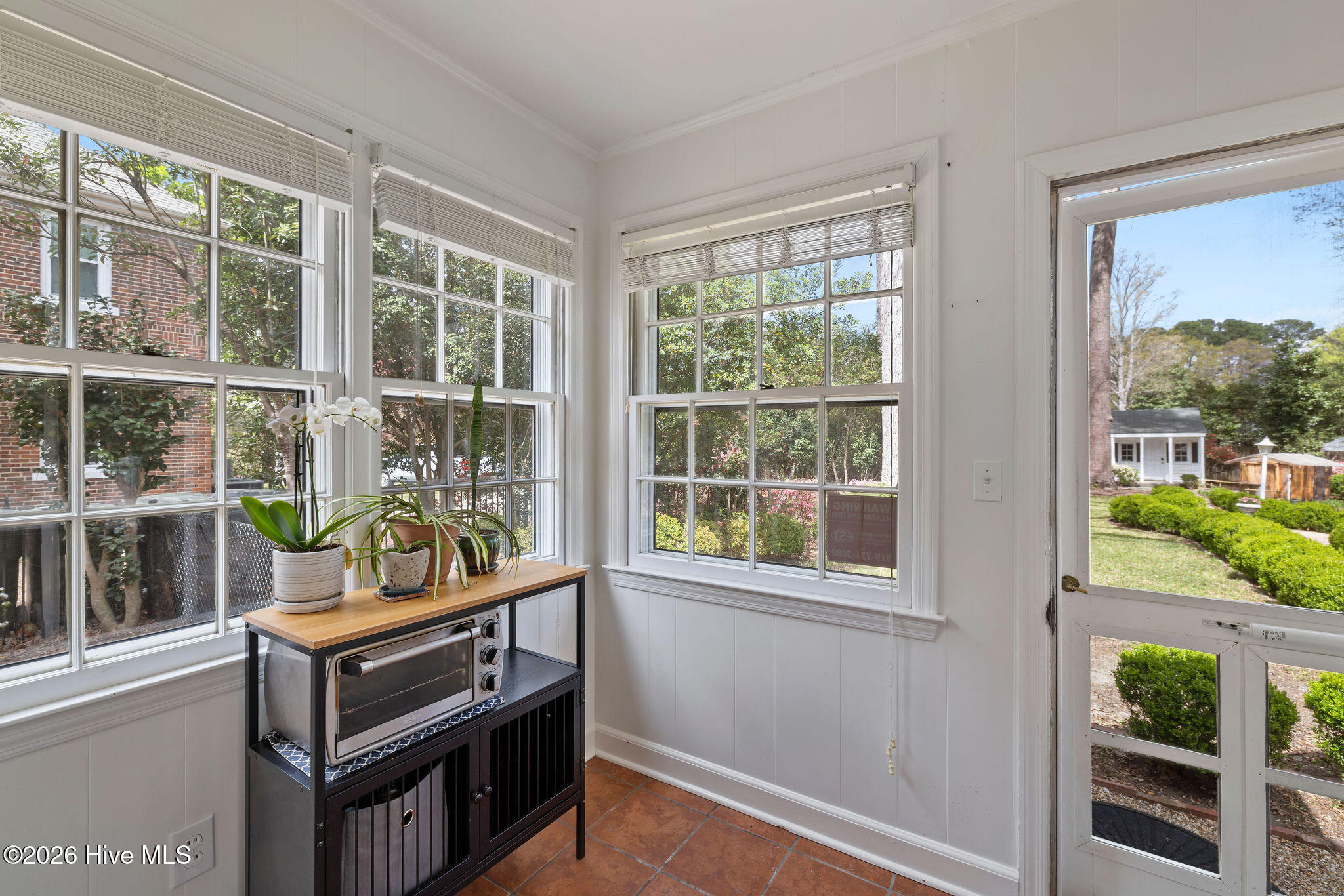 1507 E Mulberry Street Property Photo 32
