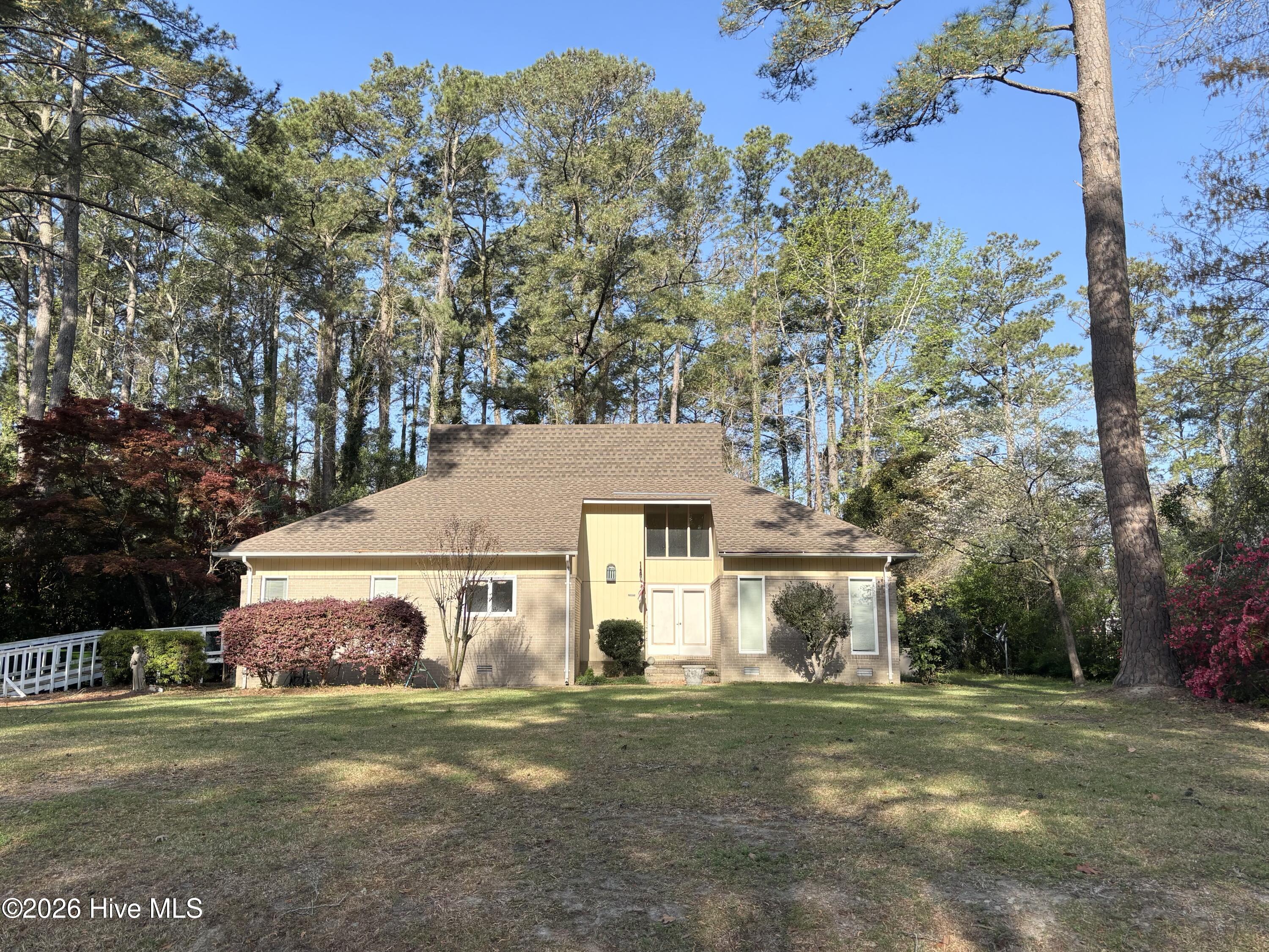 4512 W Fairway Drive Property Photo 1