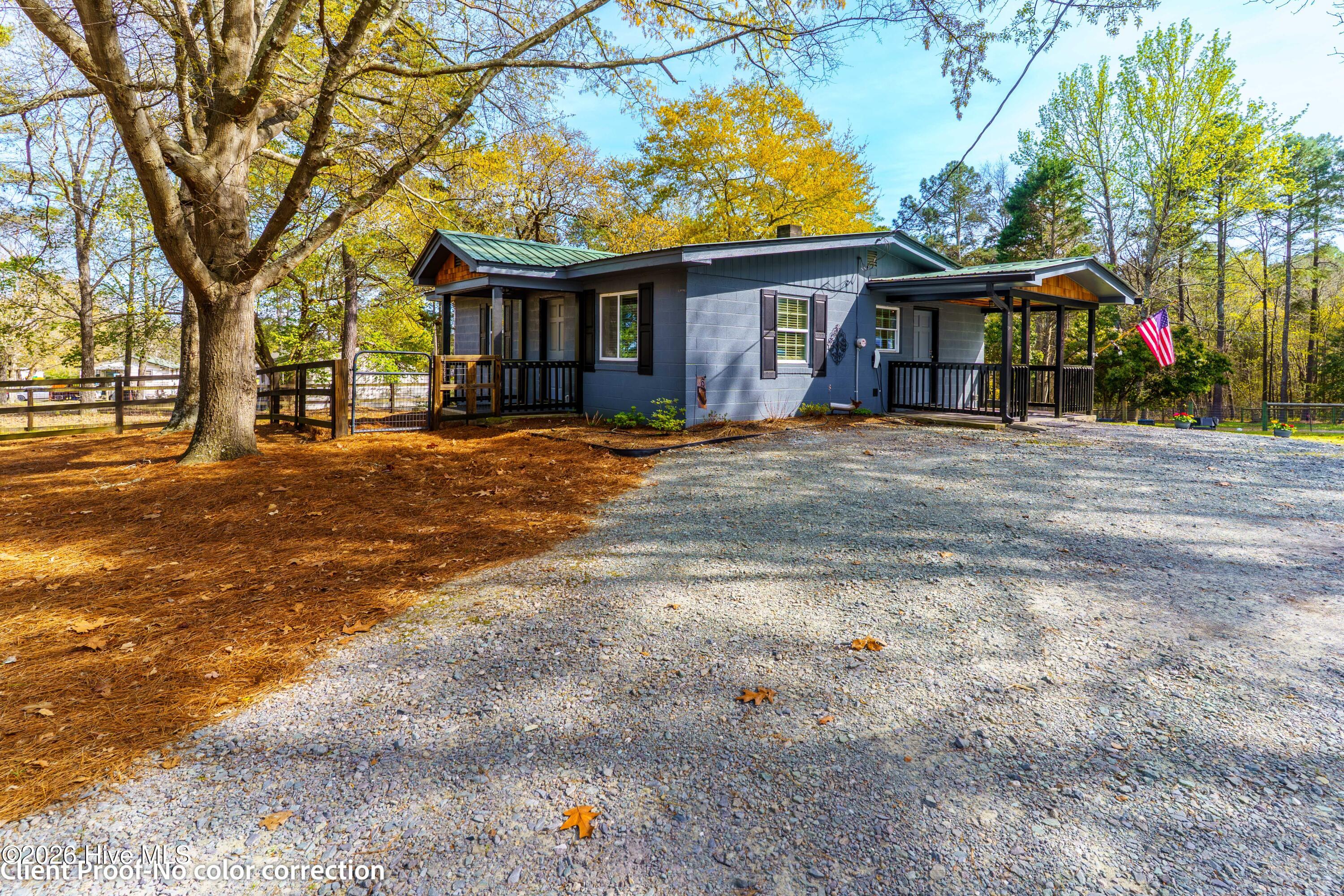 160 T Johnson Road Property Photo 1