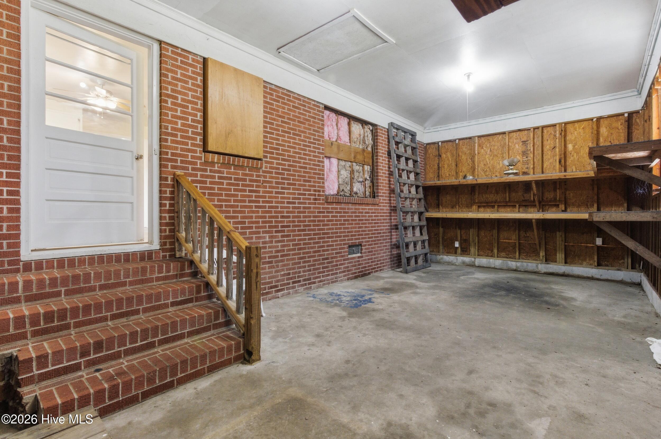 204 Glenburnie Drive Property Photo 4