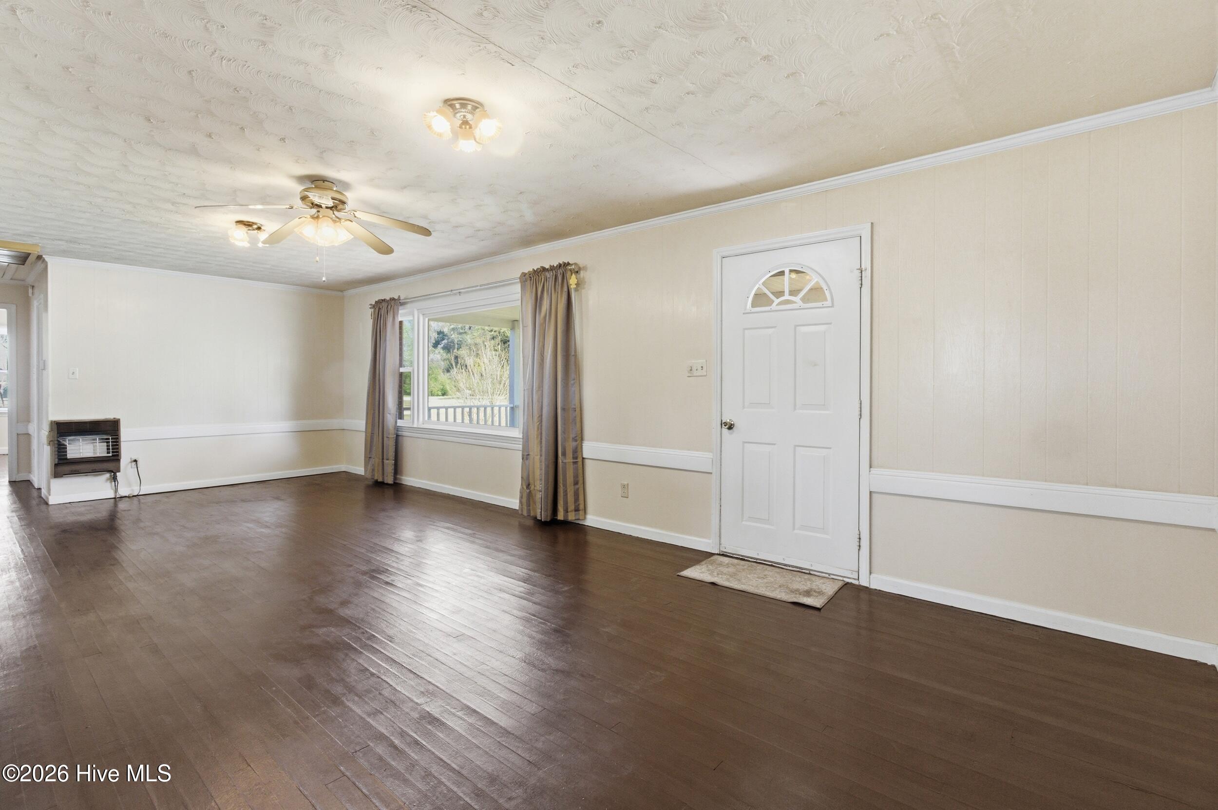 204 Glenburnie Drive Property Photo 6