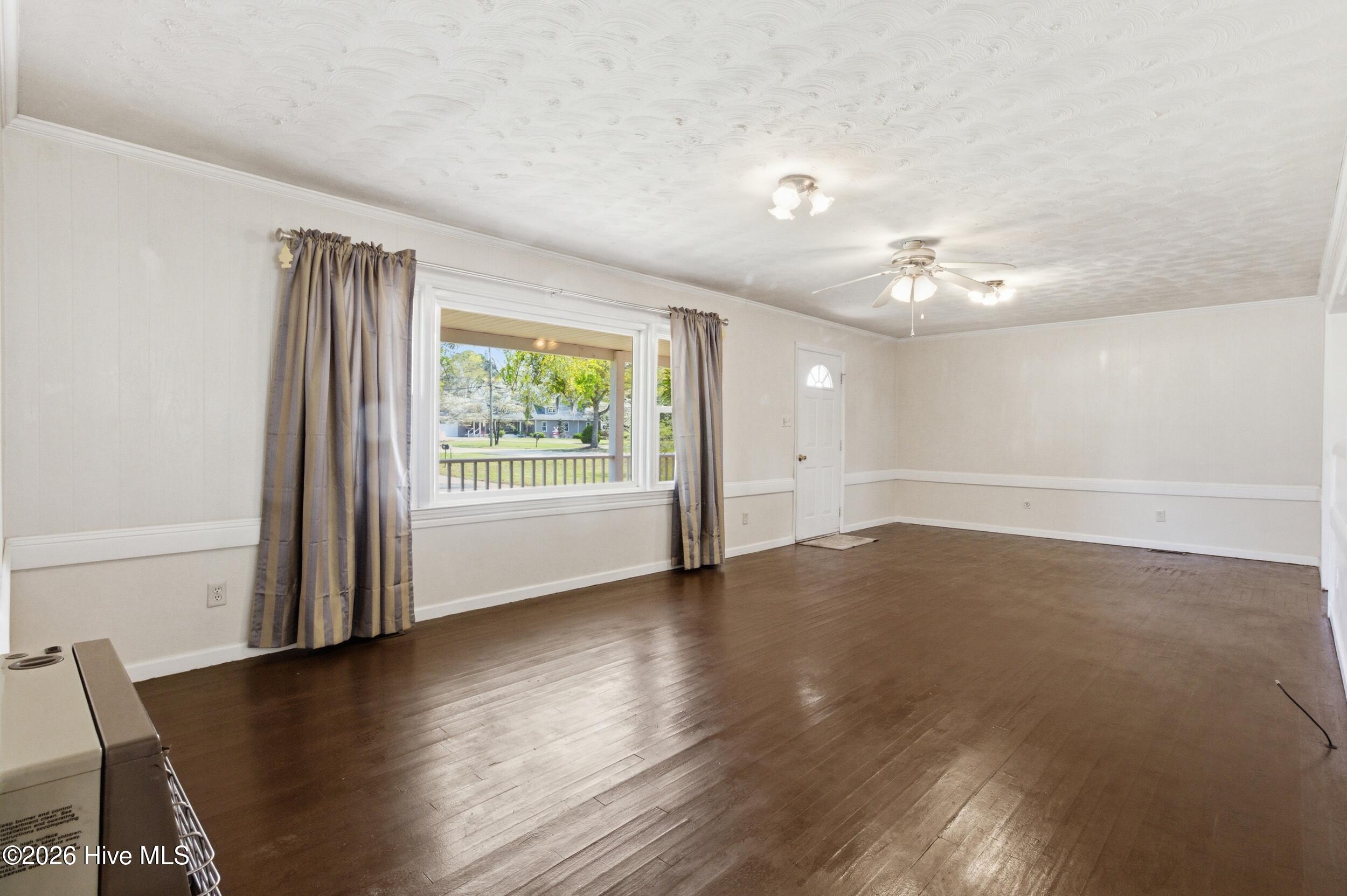 204 Glenburnie Drive Property Photo 8