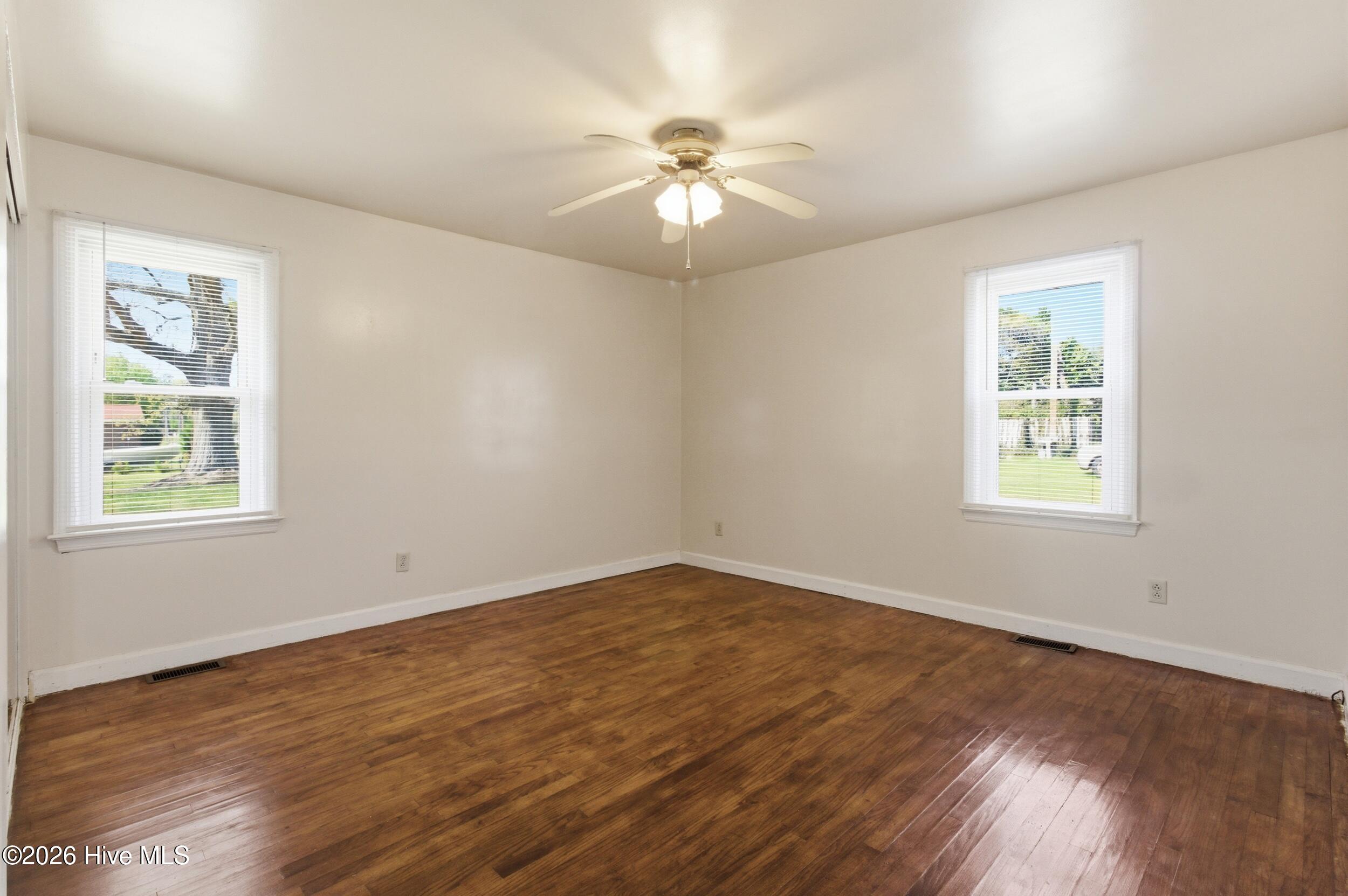 204 Glenburnie Drive Property Photo 12