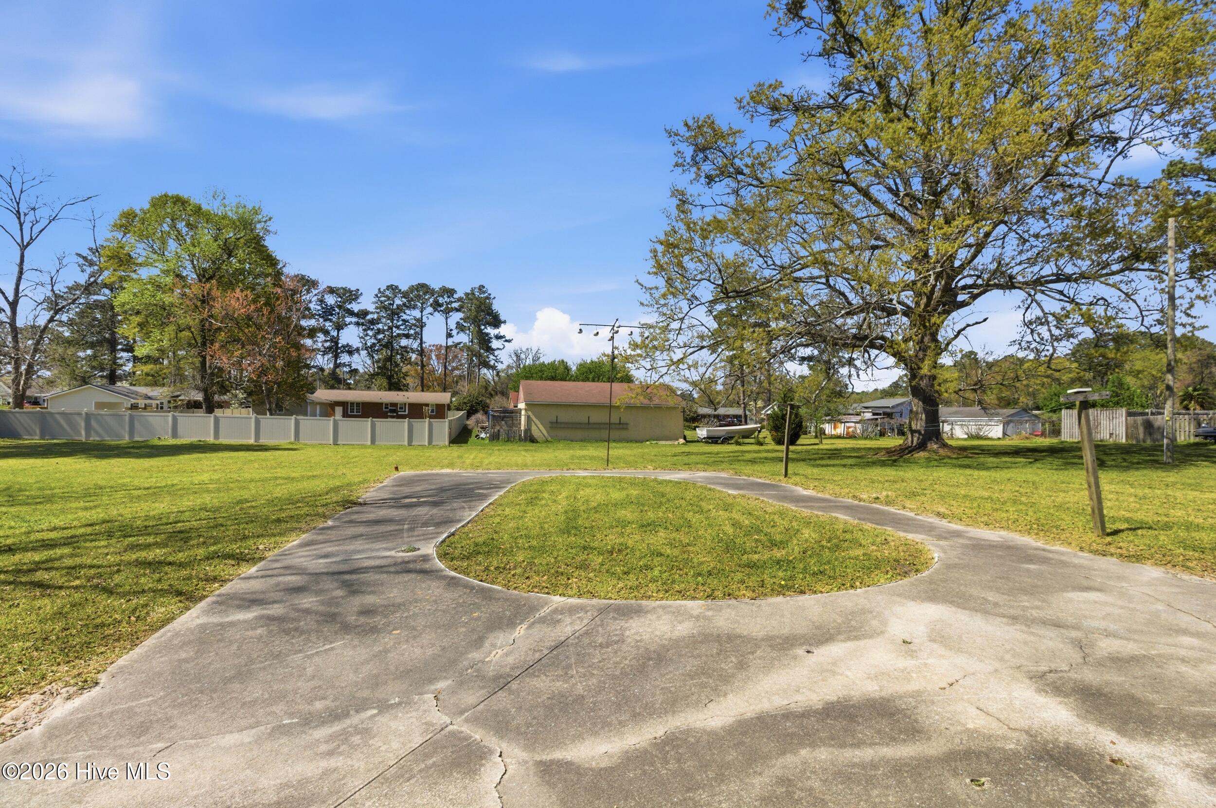 204 Glenburnie Drive Property Photo 40