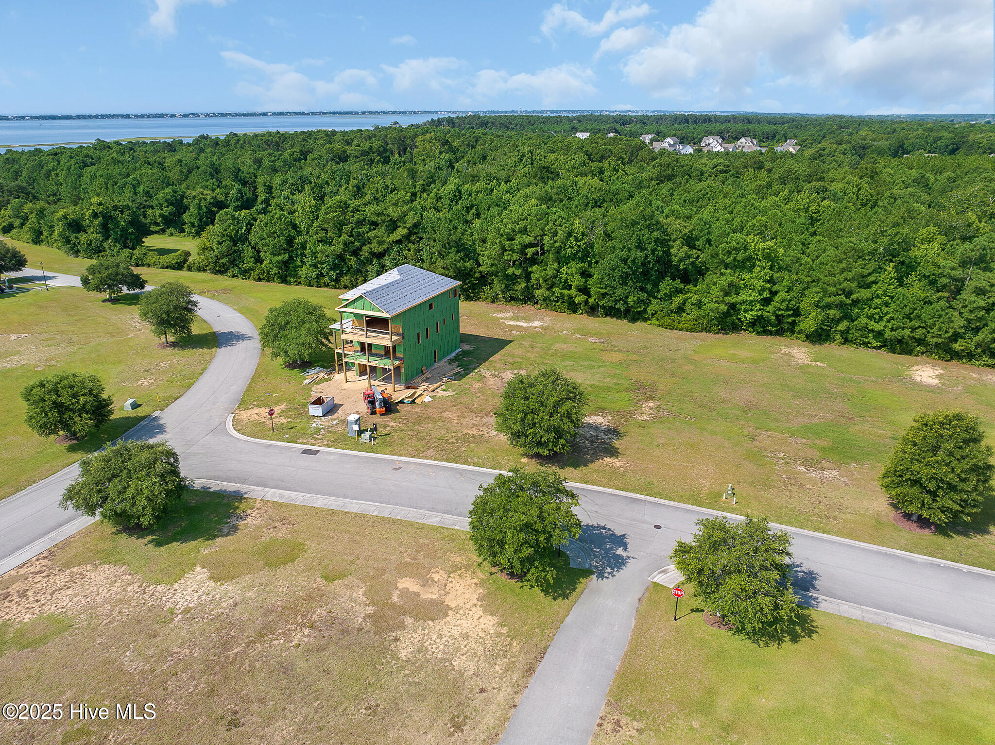 242 Colleton Square Property Photo 11