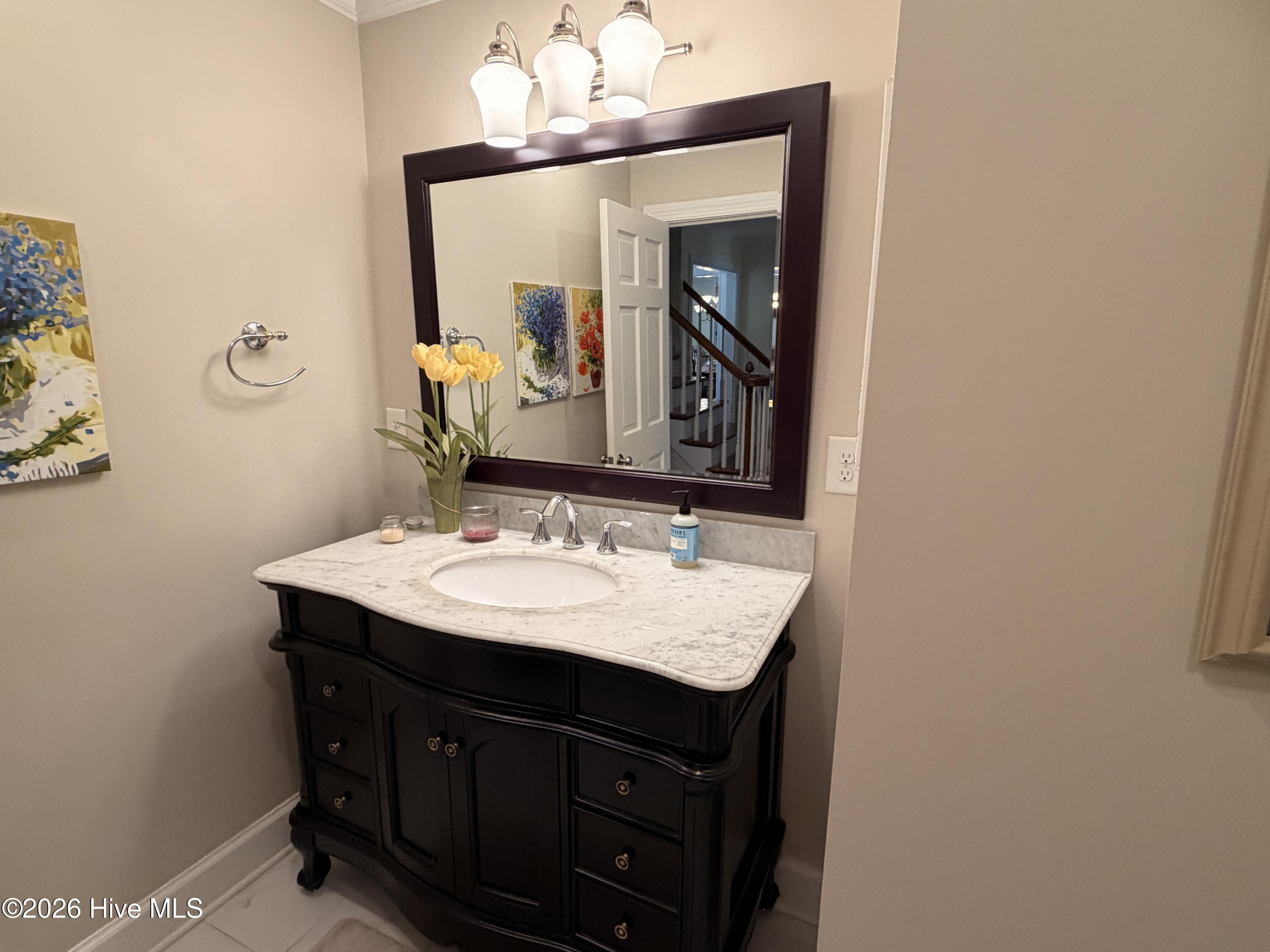 2210 Sulgrave Drive Nw Property Photo 26