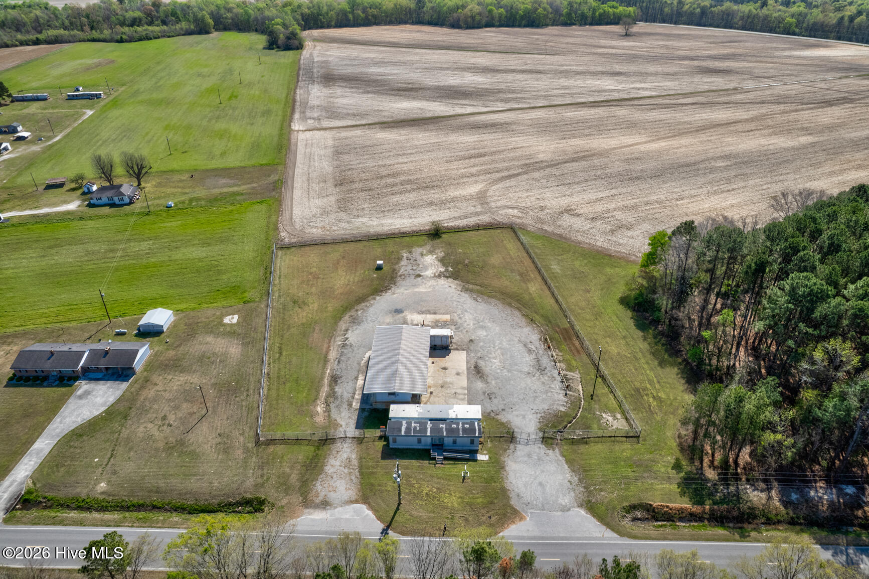 1871 Tanner Road Property Photo 2