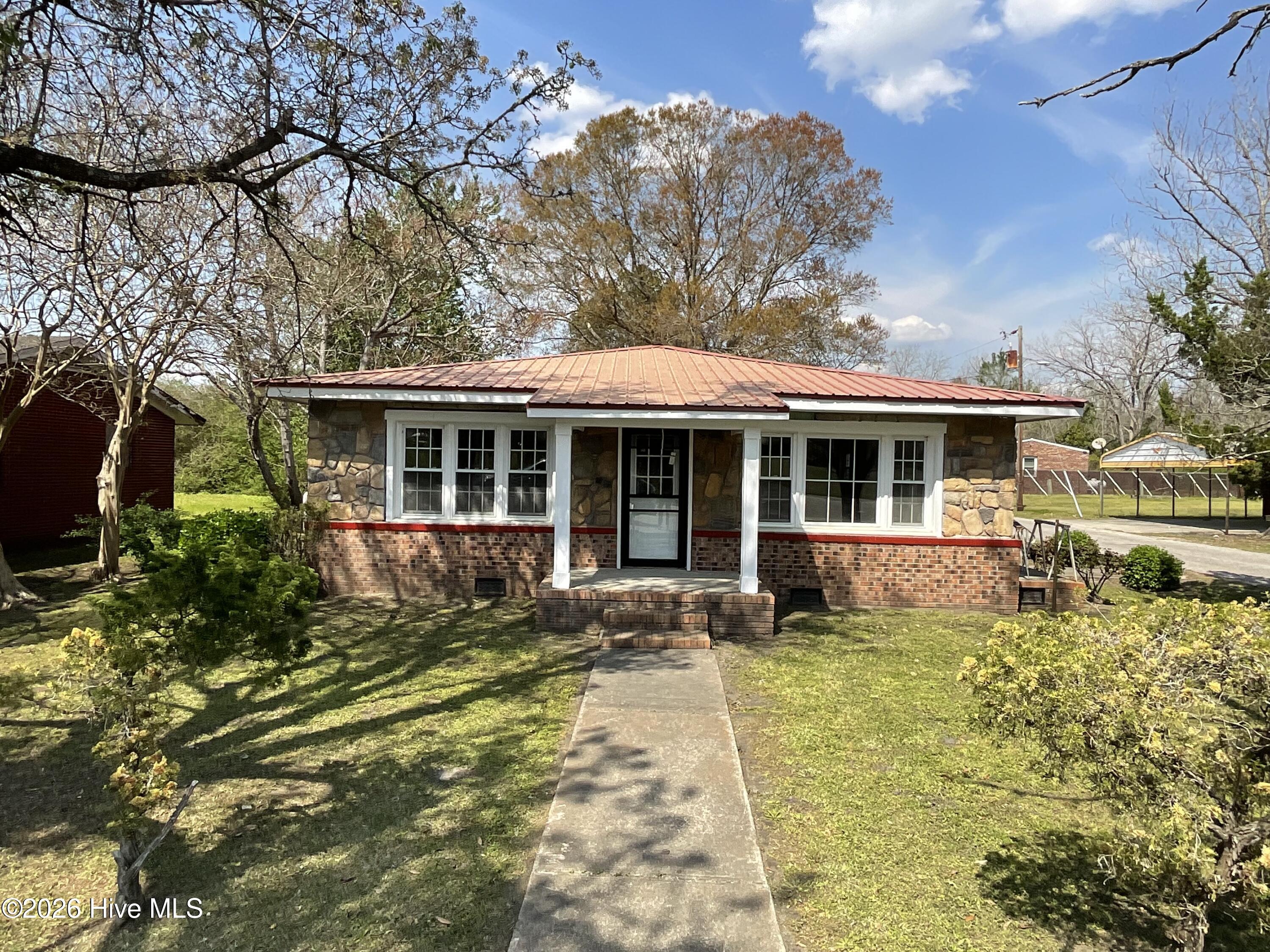 15133 Sam Potts Highway Property Photo 1