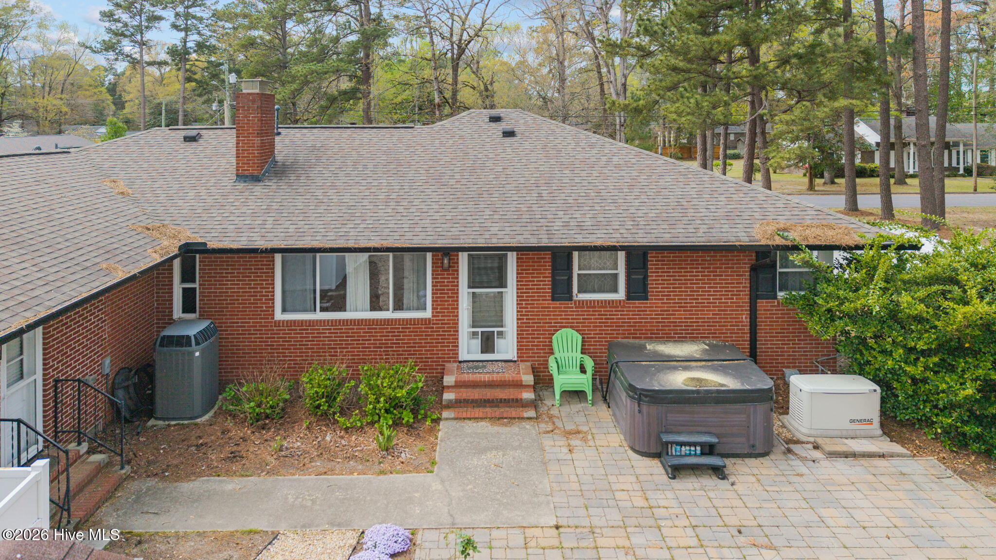 302 Oak Drive Property Photo 9