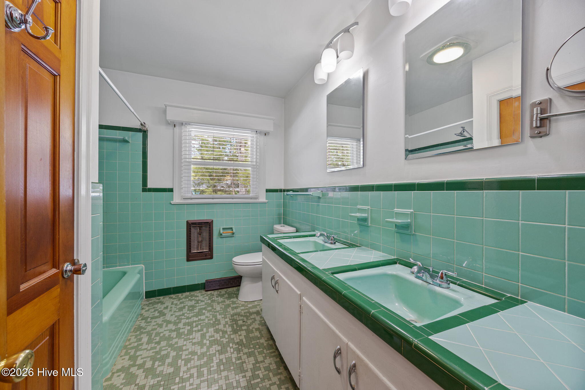302 Oak Drive Property Photo 40