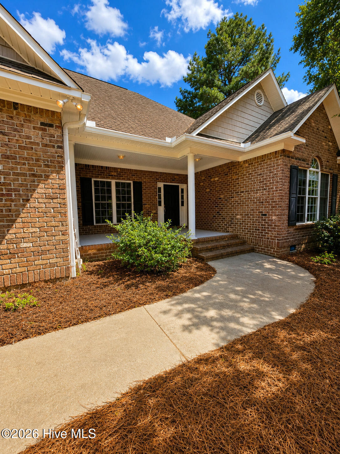 141 Longleaf Drive Property Photo 4