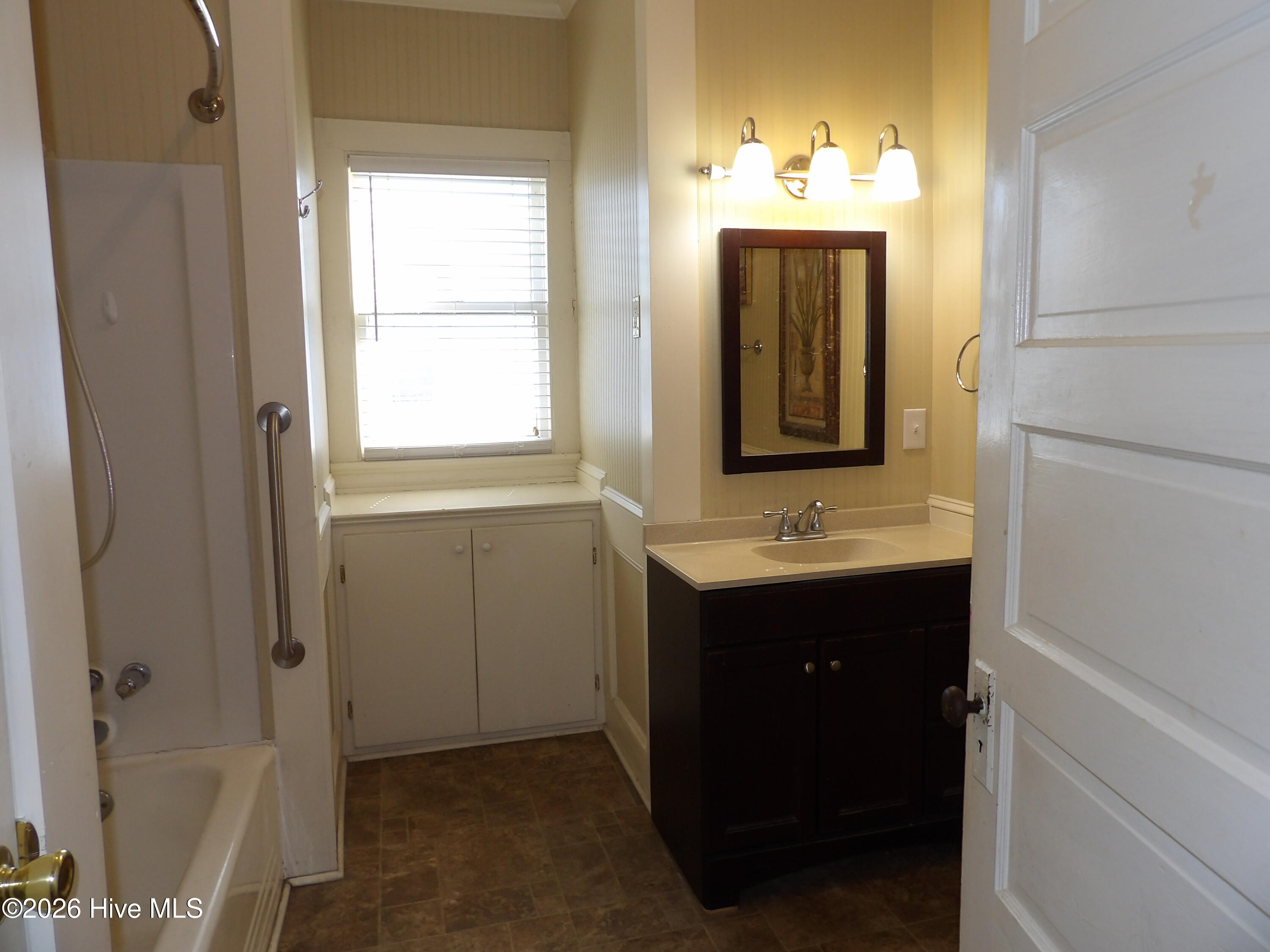 201 E Thompson Avenue Property Photo 10