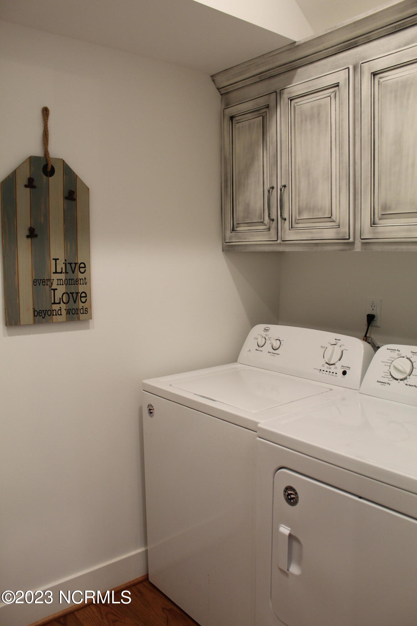 882 Live Oak Lane Property Photo 15