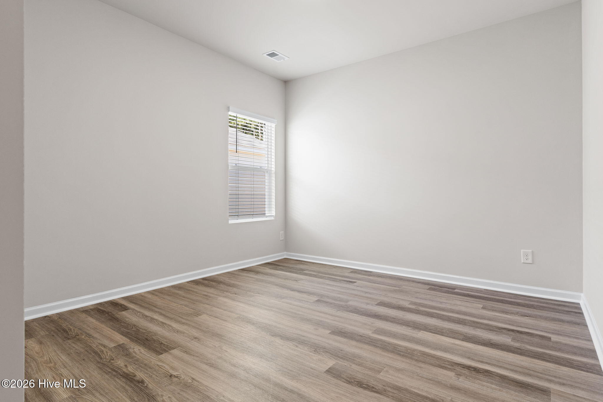 201 Harper Lake Drive Property Photo 11