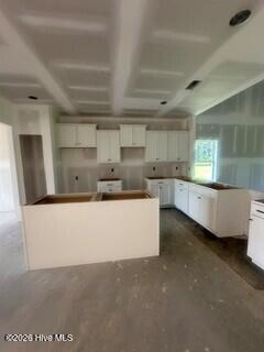 263 Margot Manor Drive Property Photo 7