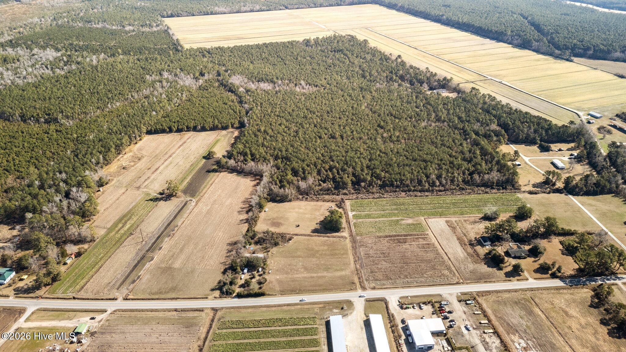 1674 Hwy 101 Property Photo 9