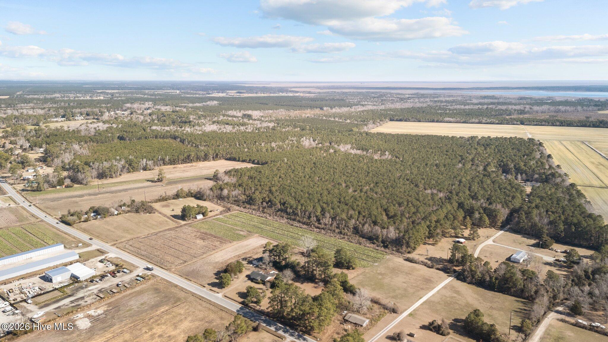 1674 Hwy 101 Property Photo 11