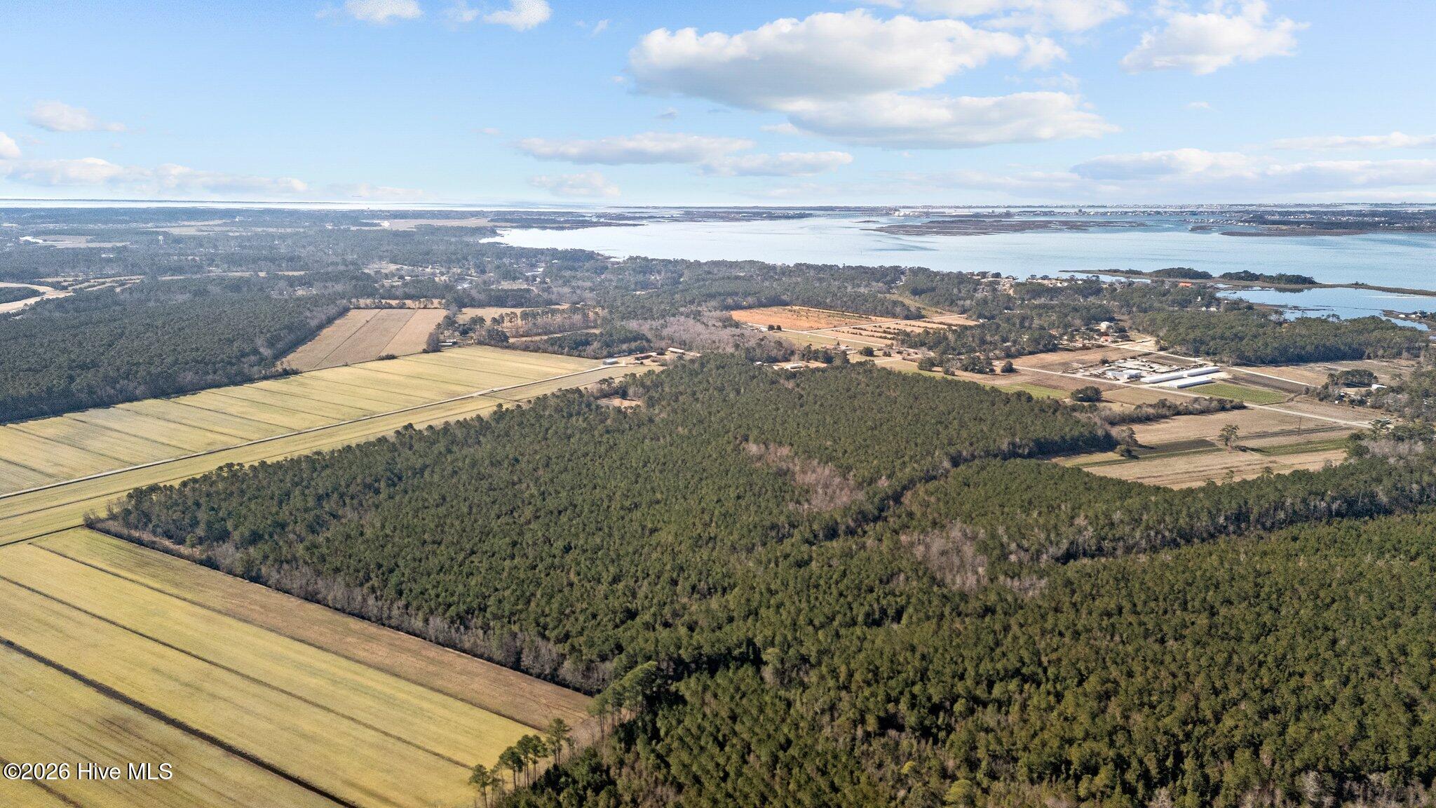 1674 Hwy 101 Property Photo 15