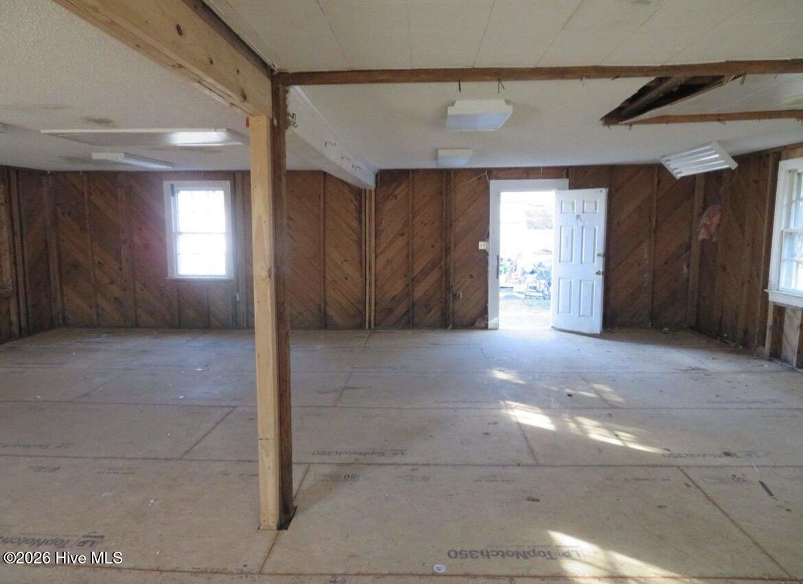 201 Ellington Street Property Photo 12