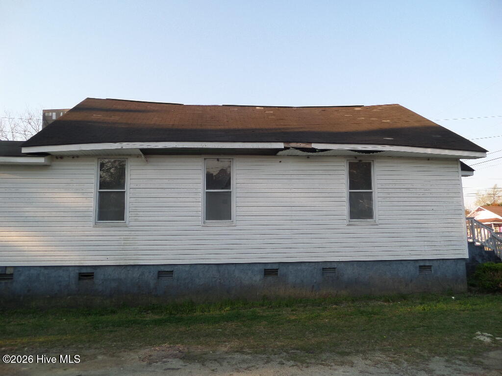 201 Ellington Street Property Photo 15