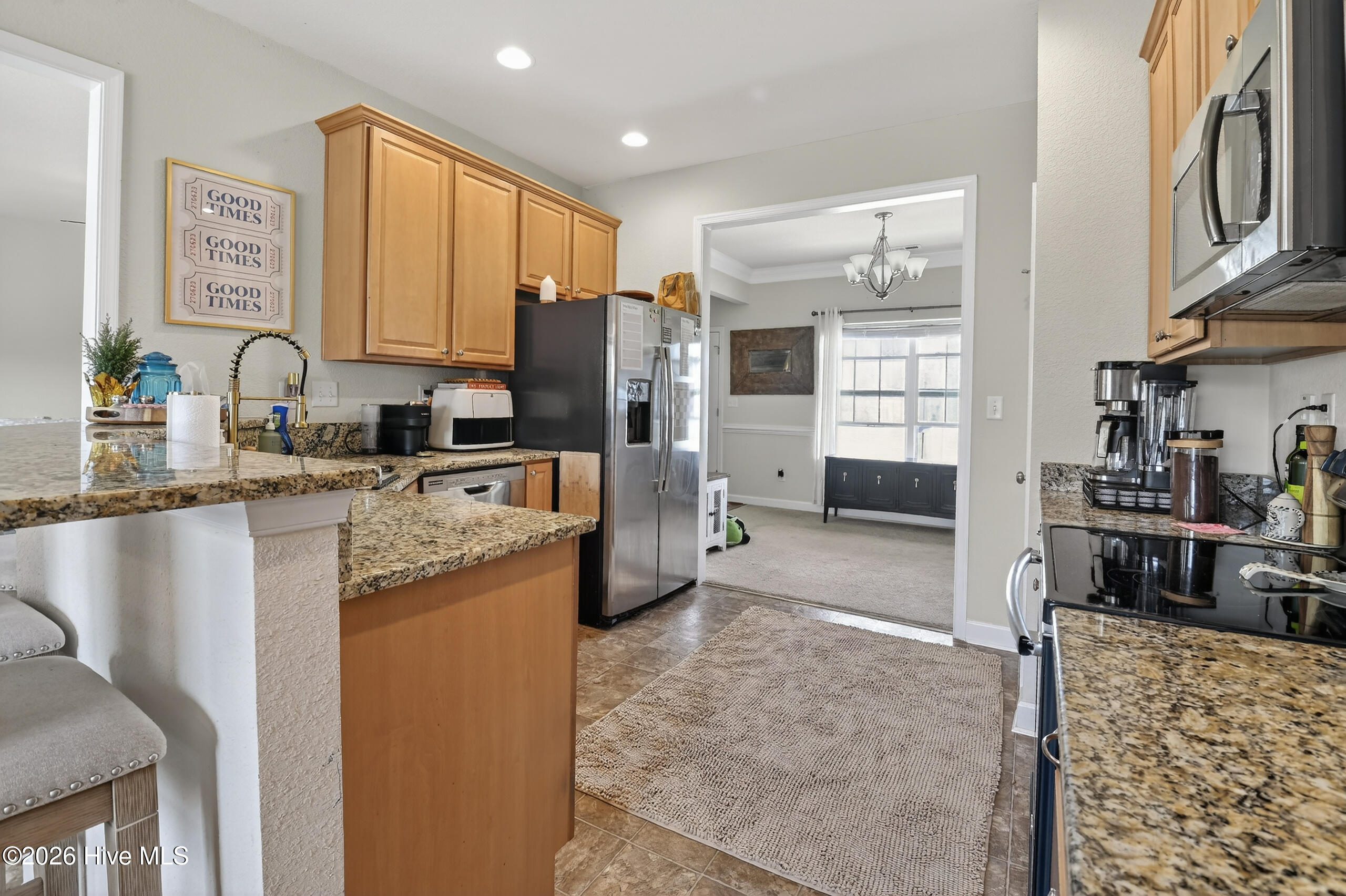 102 E Point Estates Road Property Photo 10