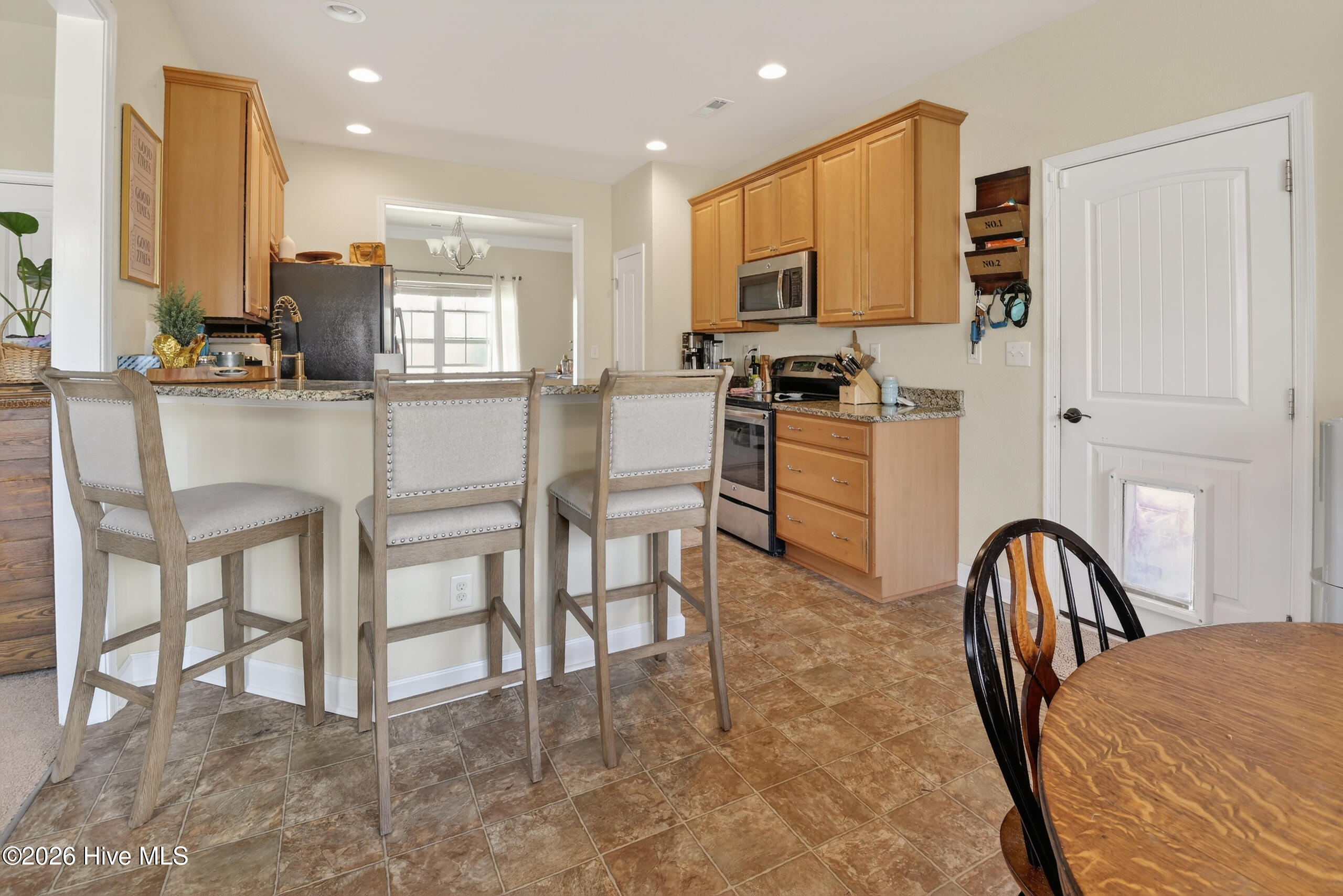 102 E Point Estates Road Property Photo 13