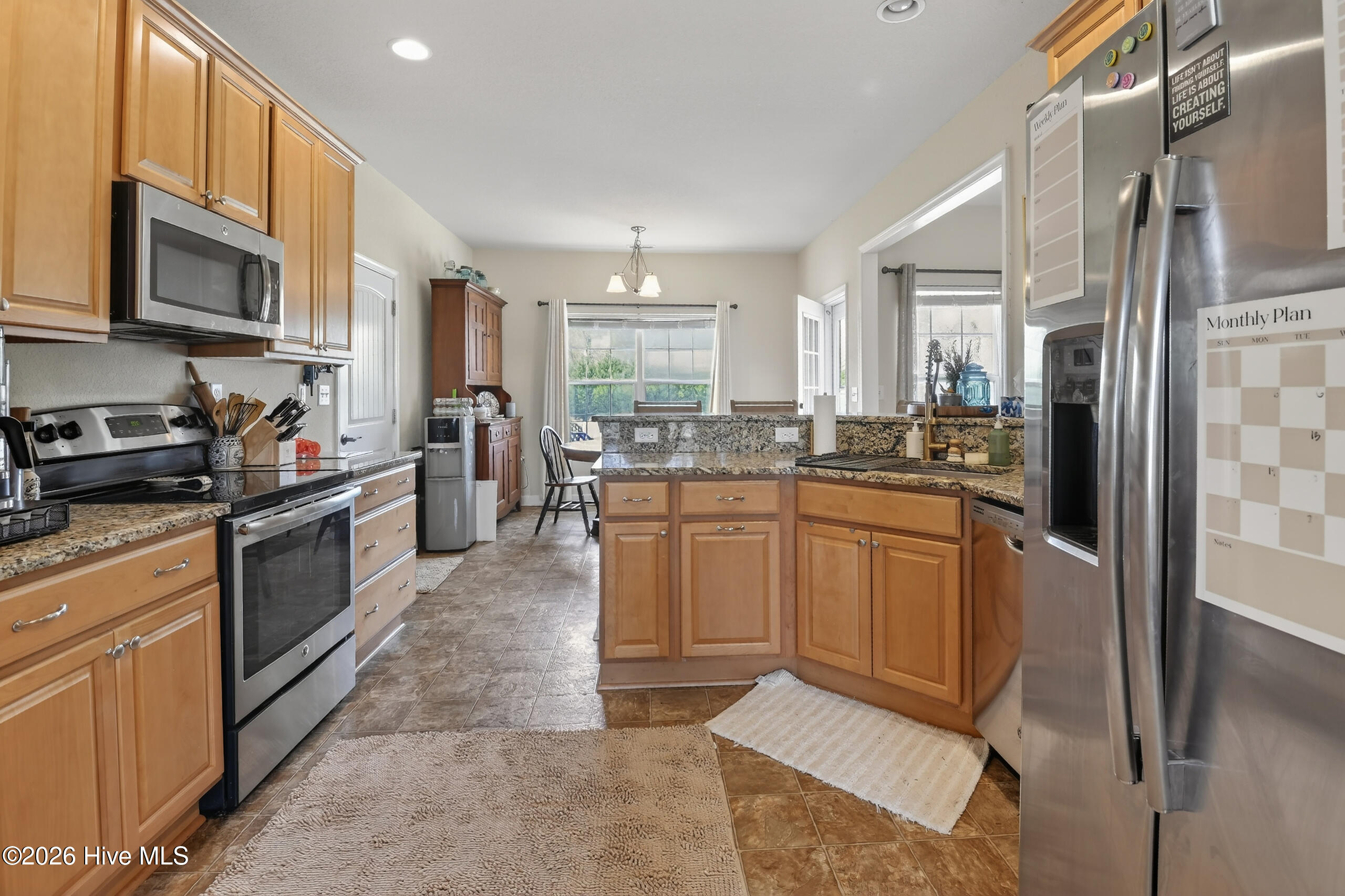 102 E Point Estates Road Property Photo 14