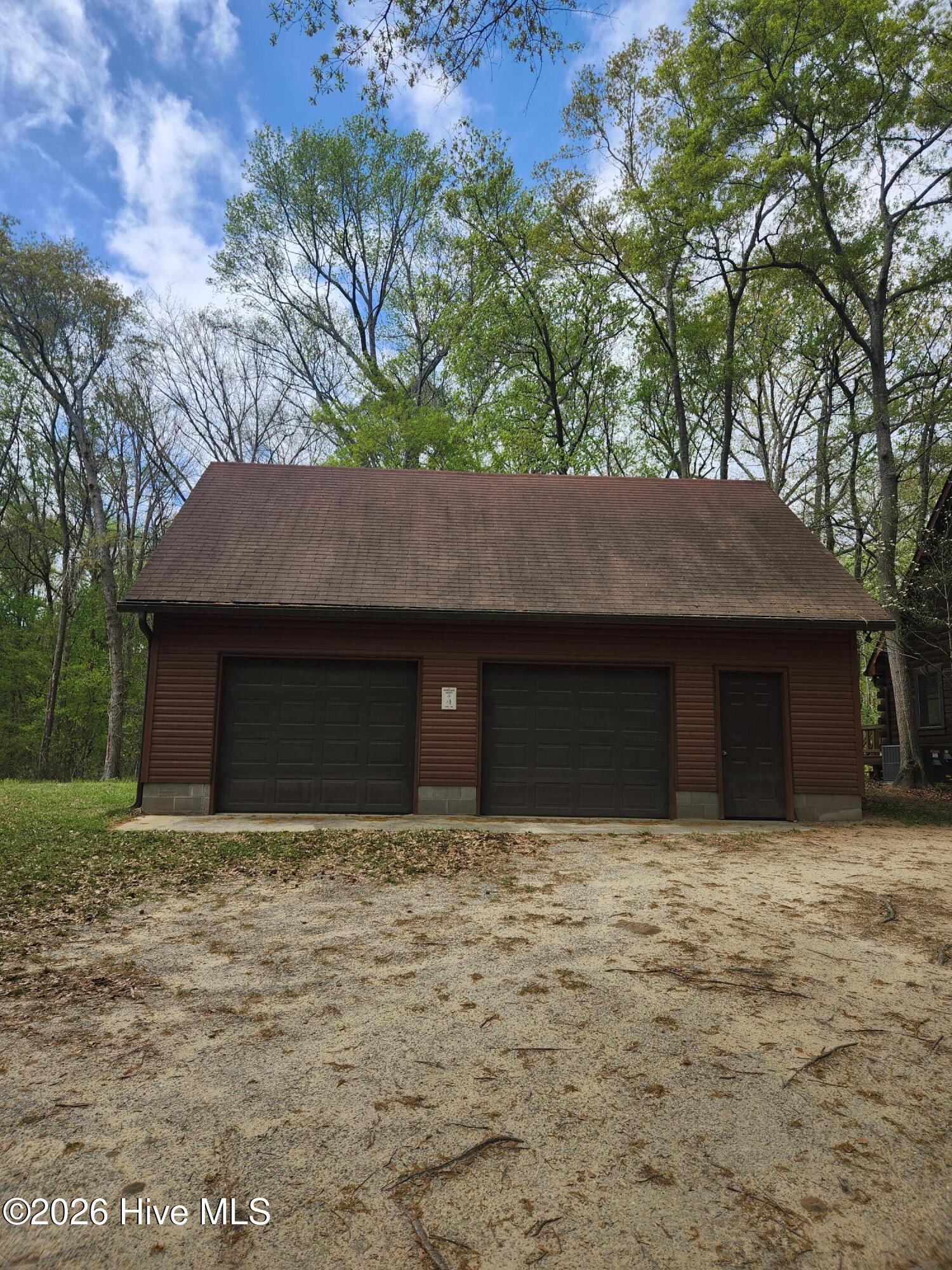 345 Rock Road Property Photo 22