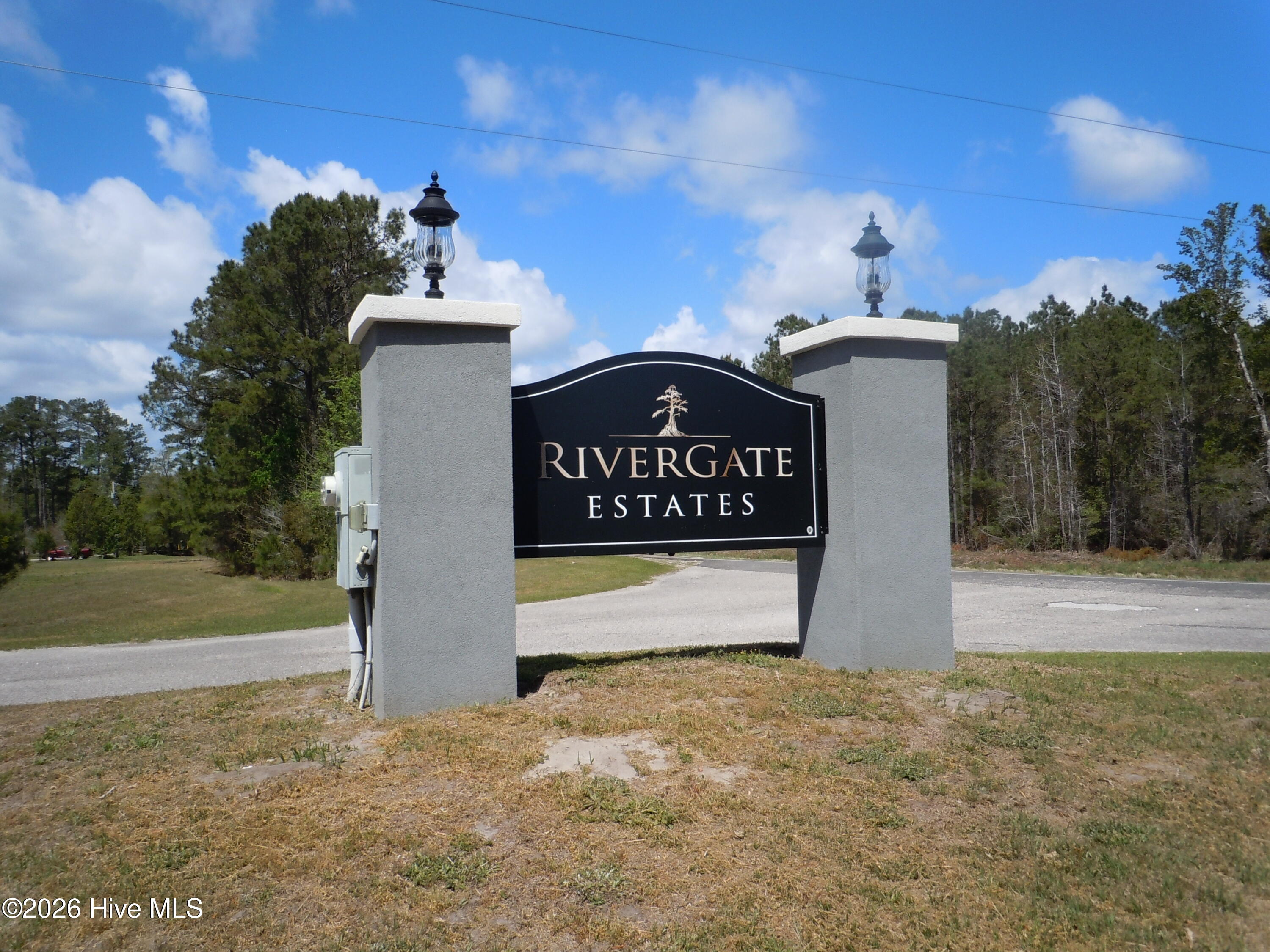 9870 46 Rivergate Road Nw Property Photo 2