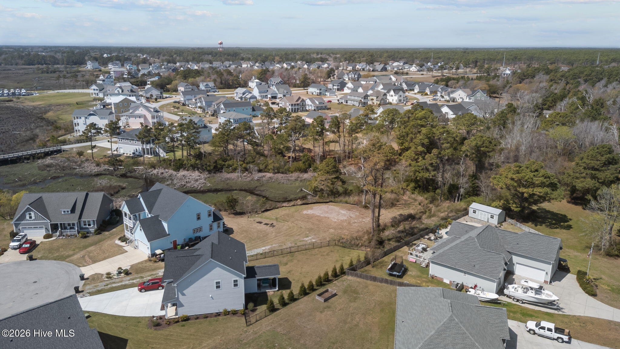 662 Fishermans Point Property Photo 14