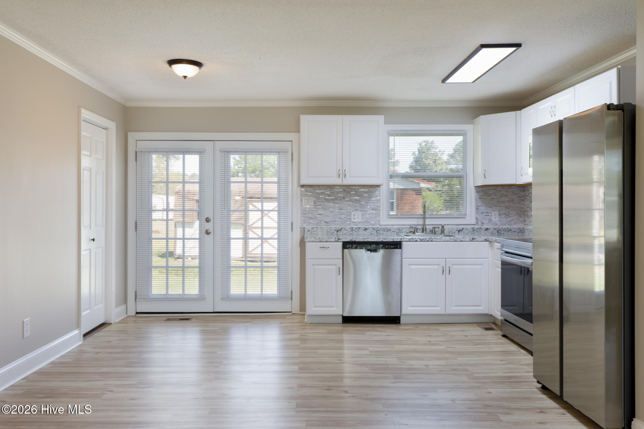 1002 Able Street Property Photo 8