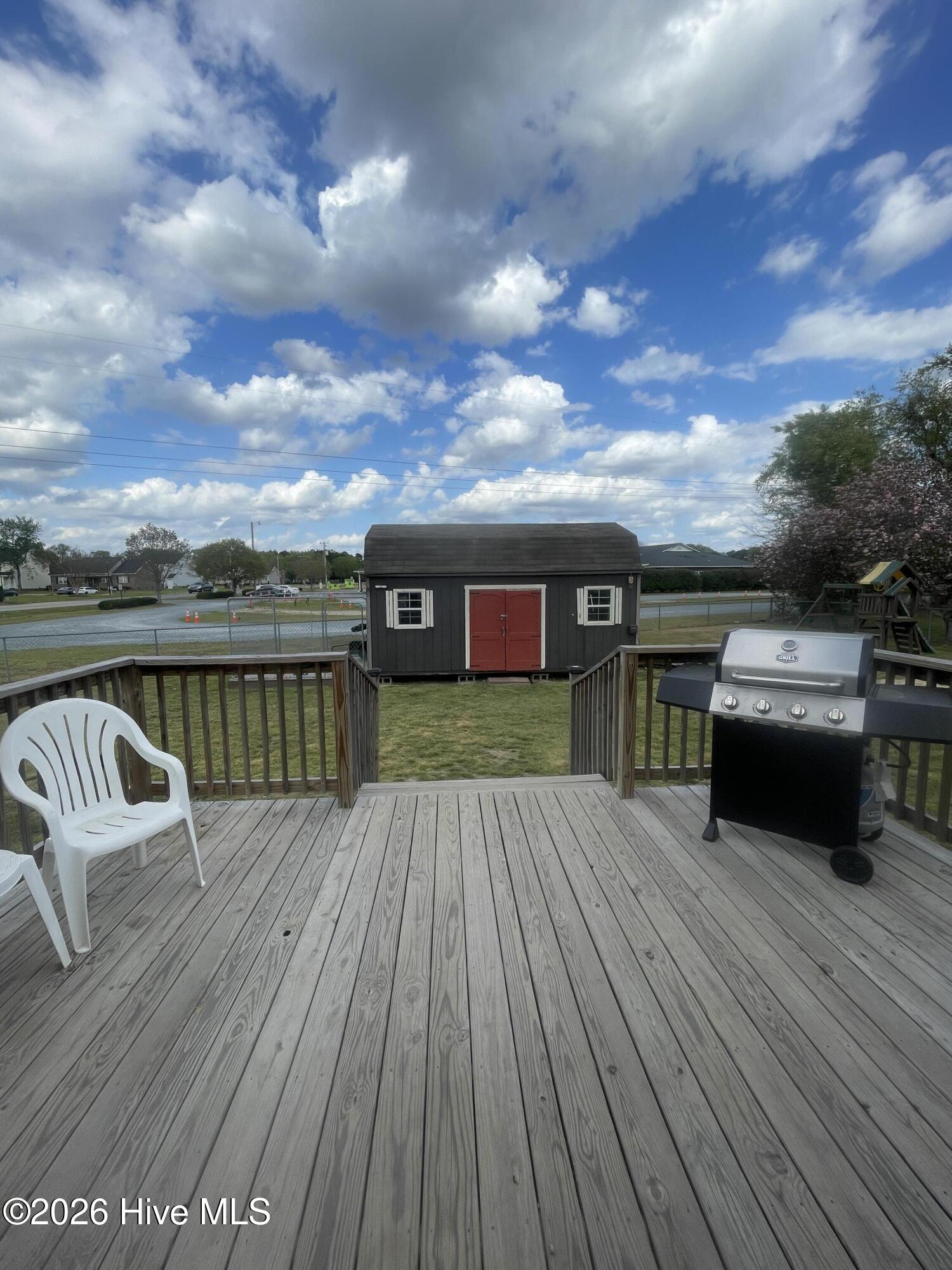 101 Fieldcrest Place Property Photo 22