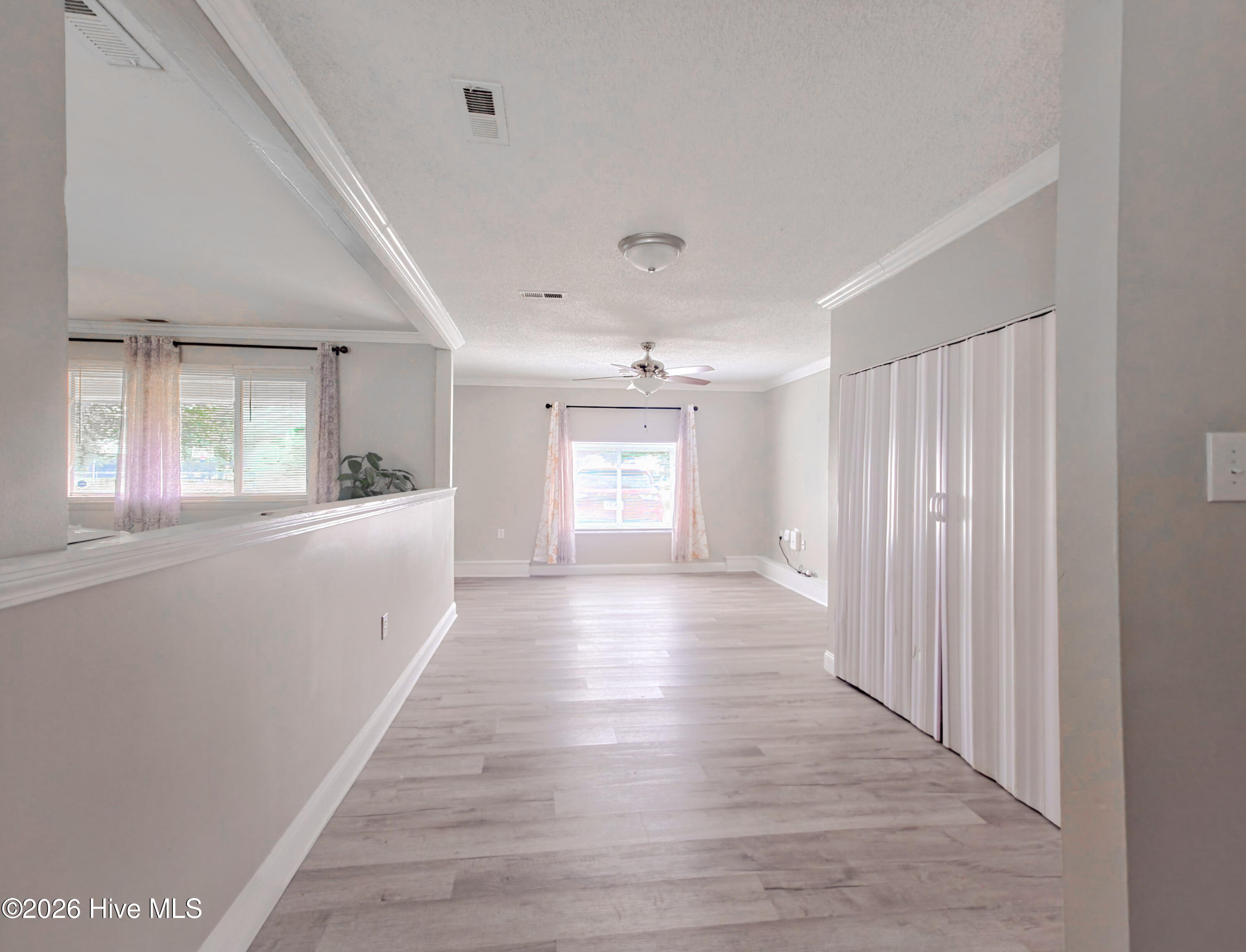 200 Dale Drive Property Photo 15