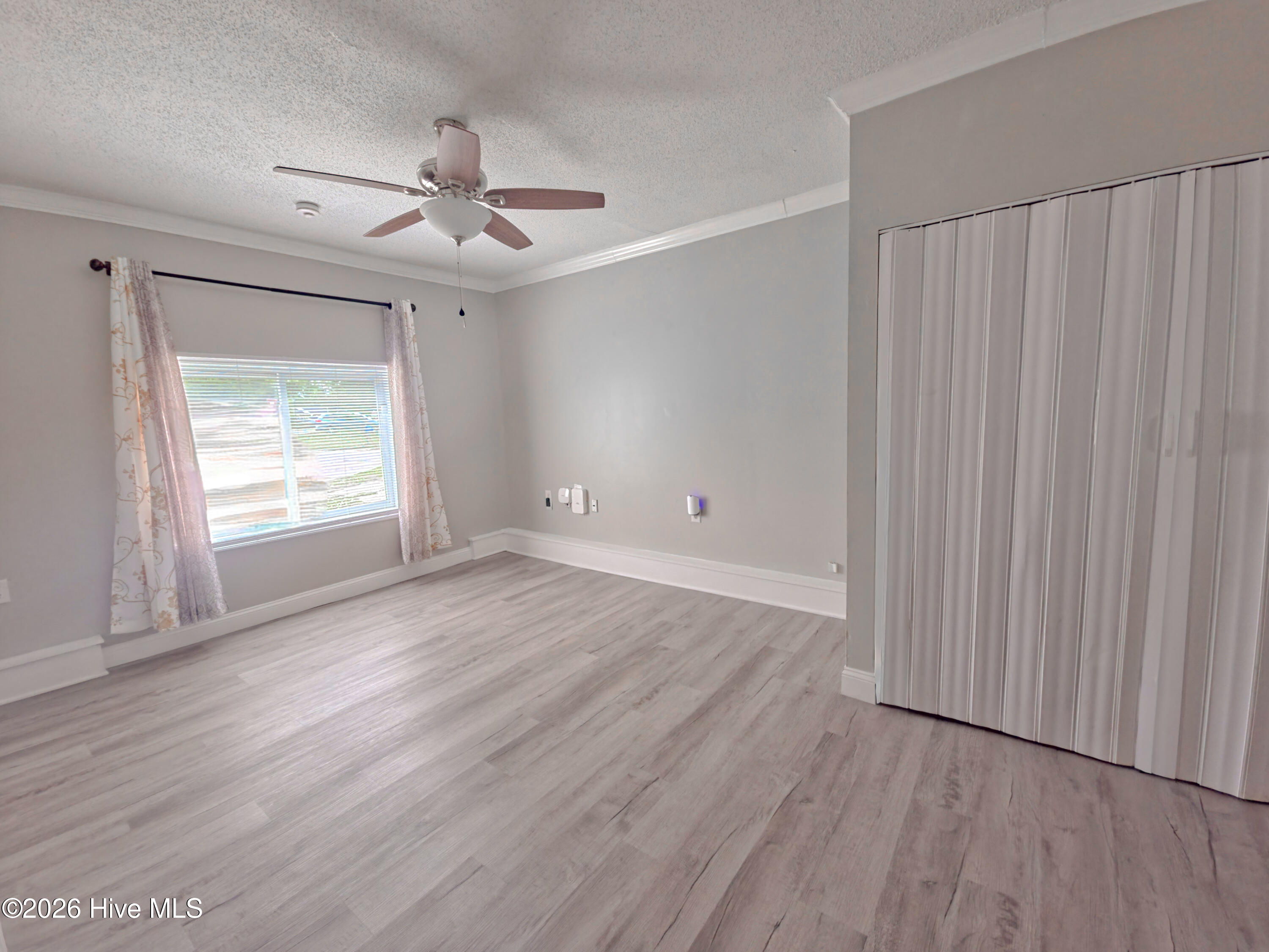 200 Dale Drive Property Photo 16