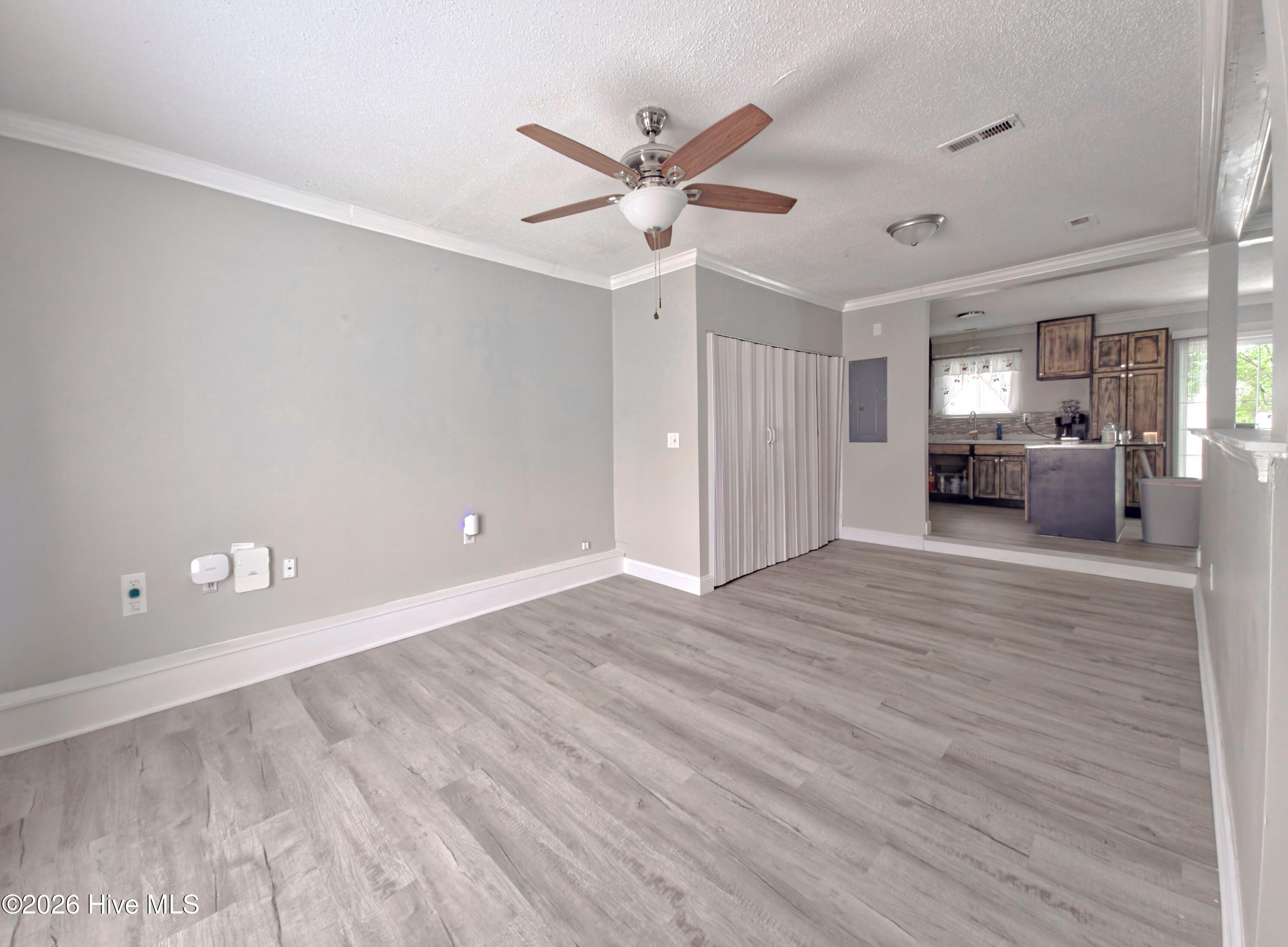 200 Dale Drive Property Photo 19