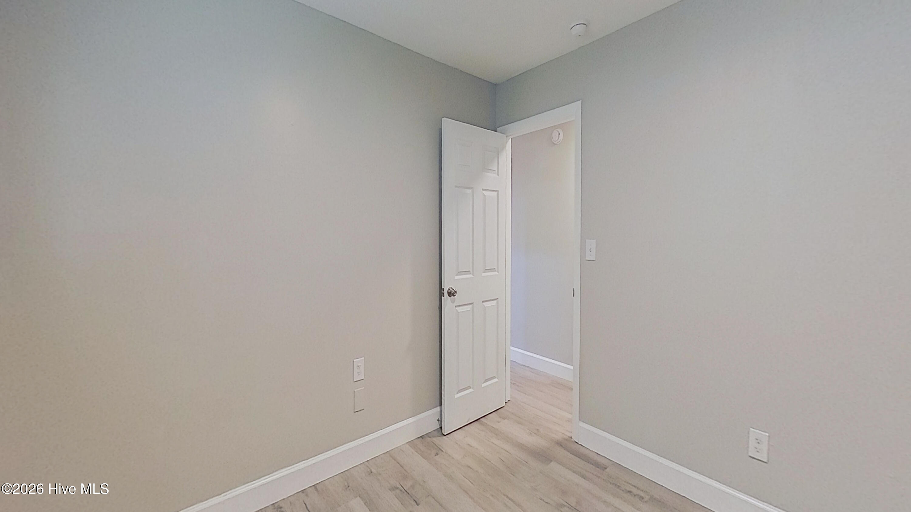 200 Dale Drive Property Photo 22
