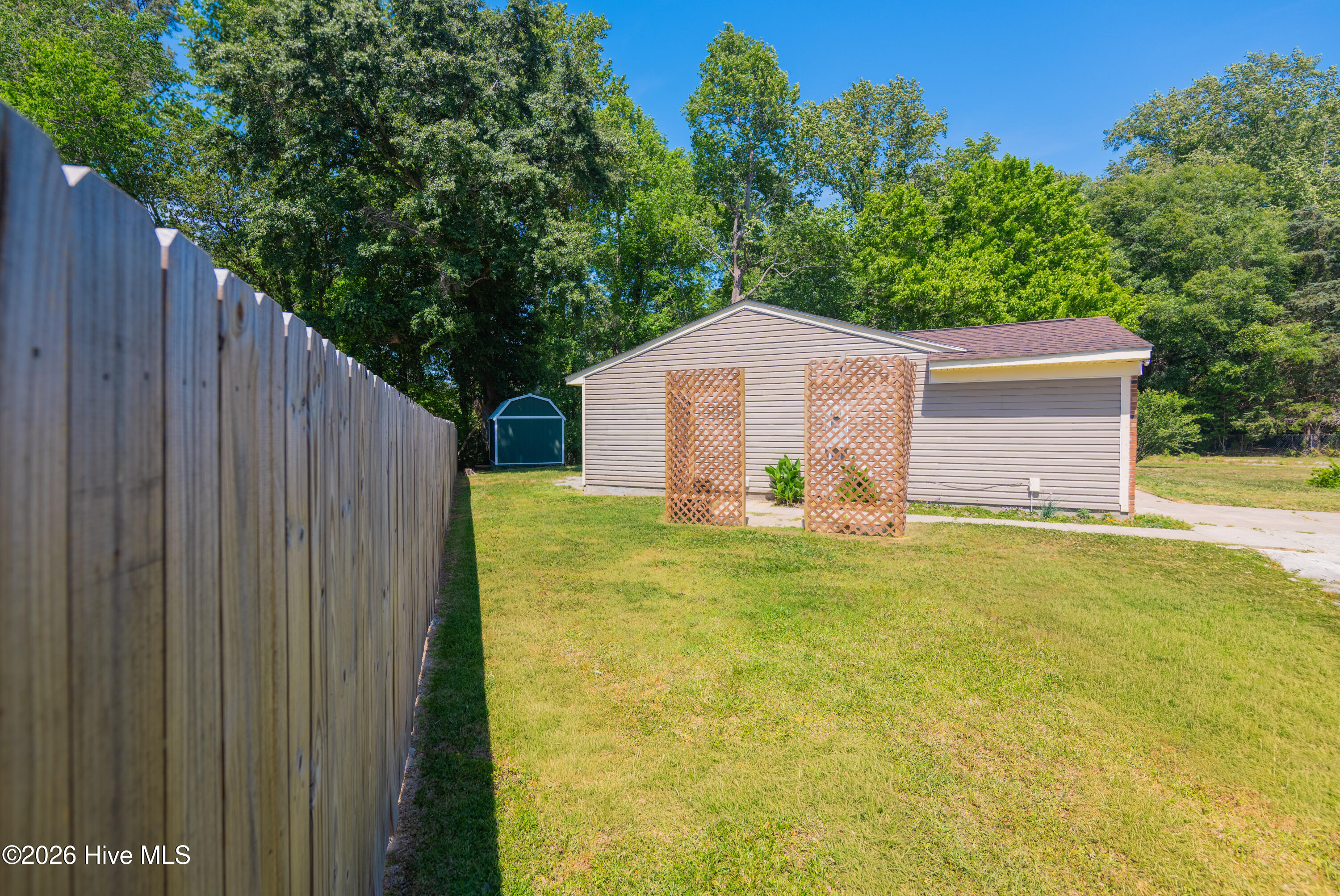 200 Dale Drive Property Photo 37