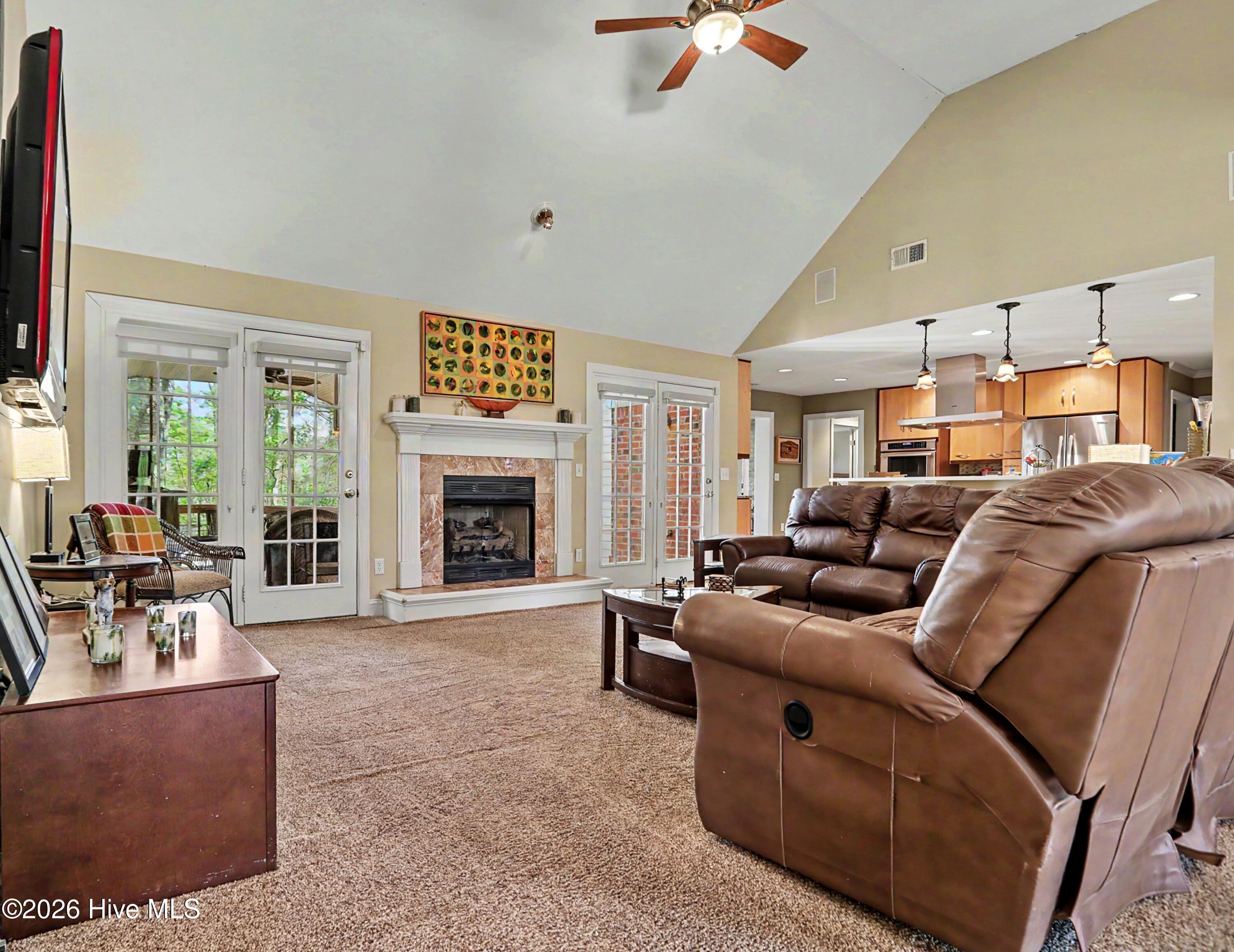 4127 Cape Landing Road Property Photo 3