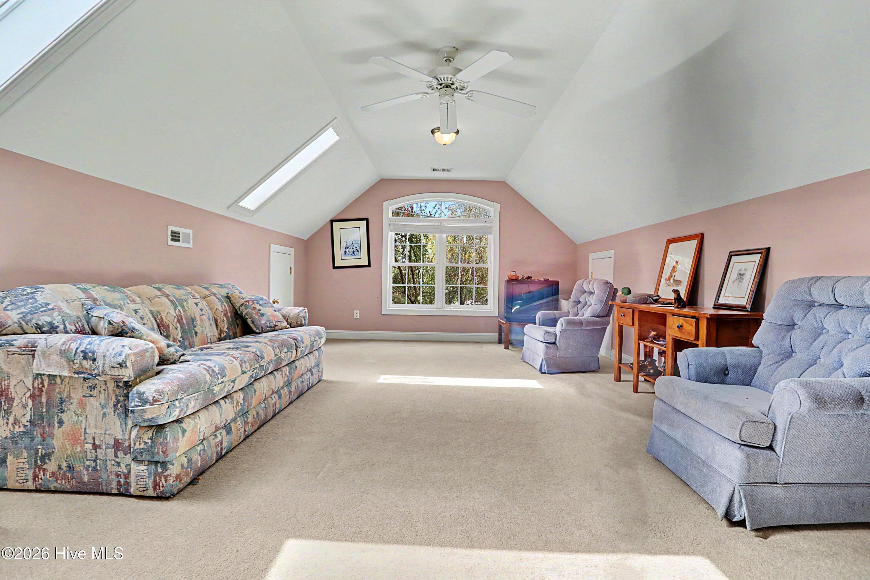 4127 Cape Landing Road Property Photo 15