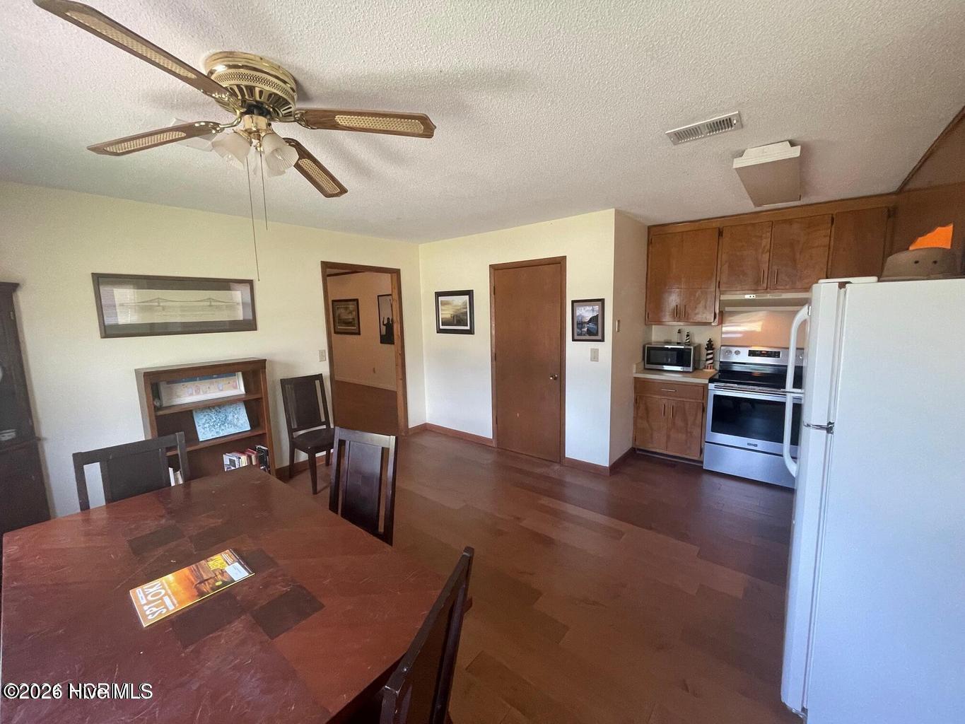 141 Ne 33rd Street Property Photo 7