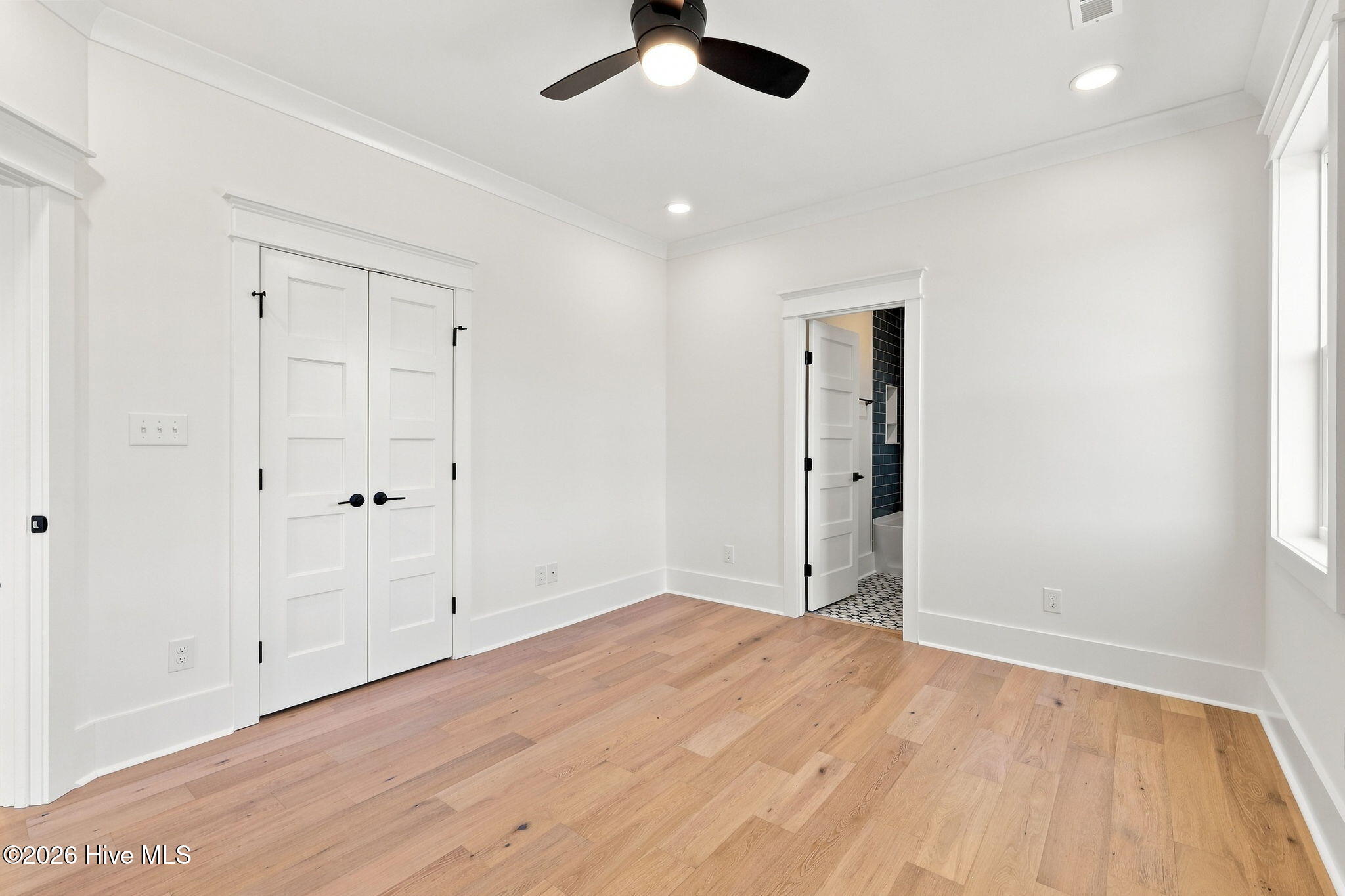 244 Colleton Square Property Photo 10