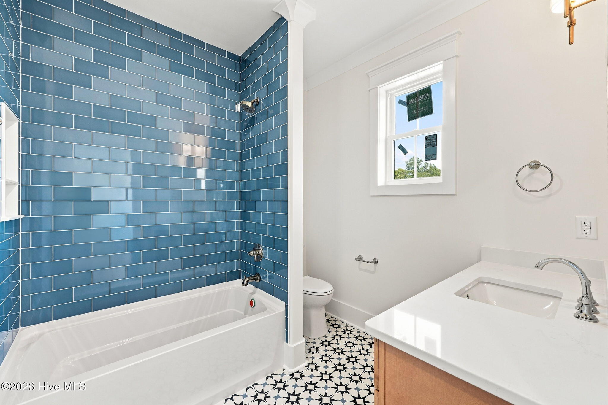 244 Colleton Square Property Photo 12